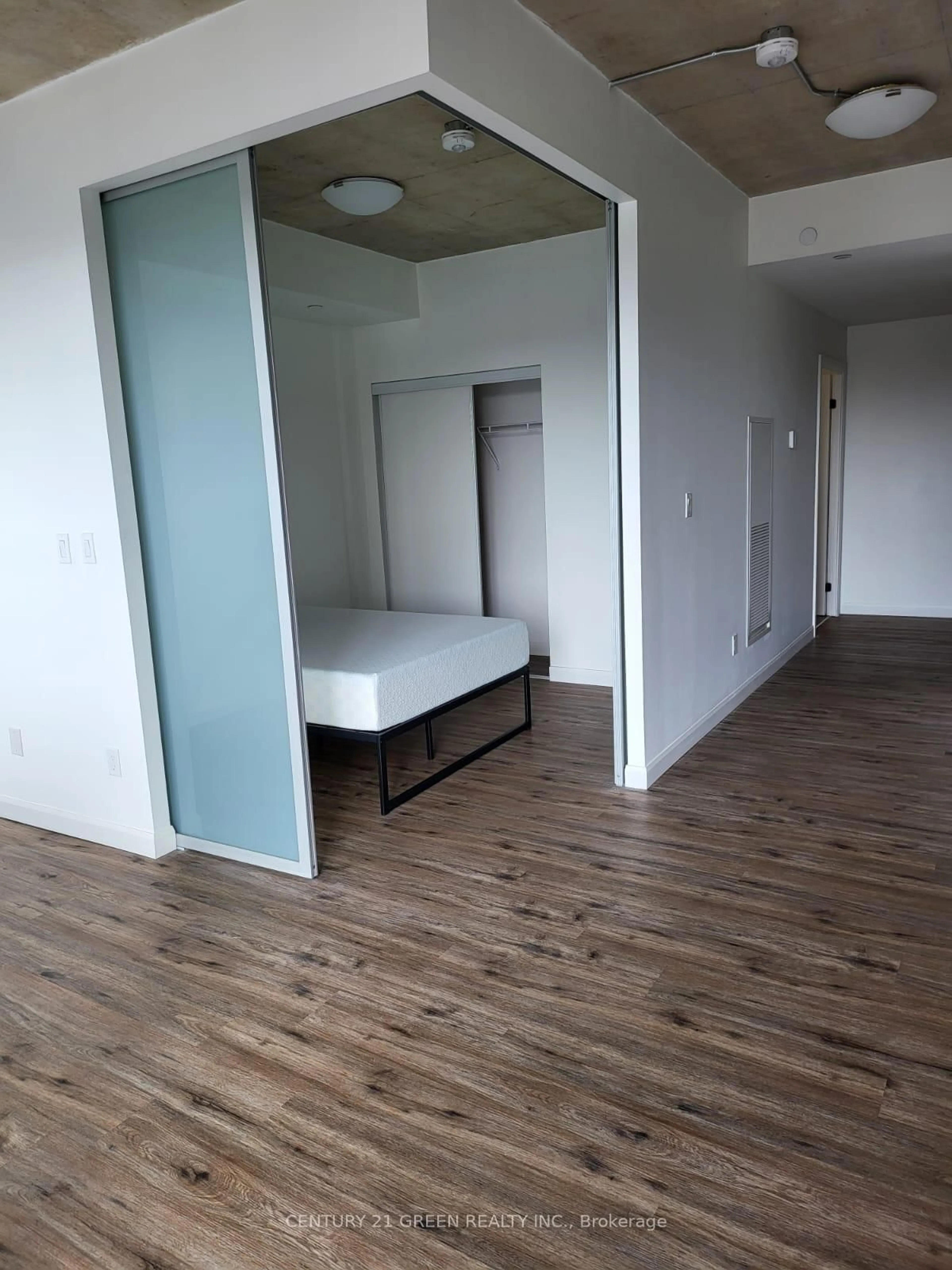 A pic of a room for 7 Erie Ave #309, Brantford Ontario N3S 0K5