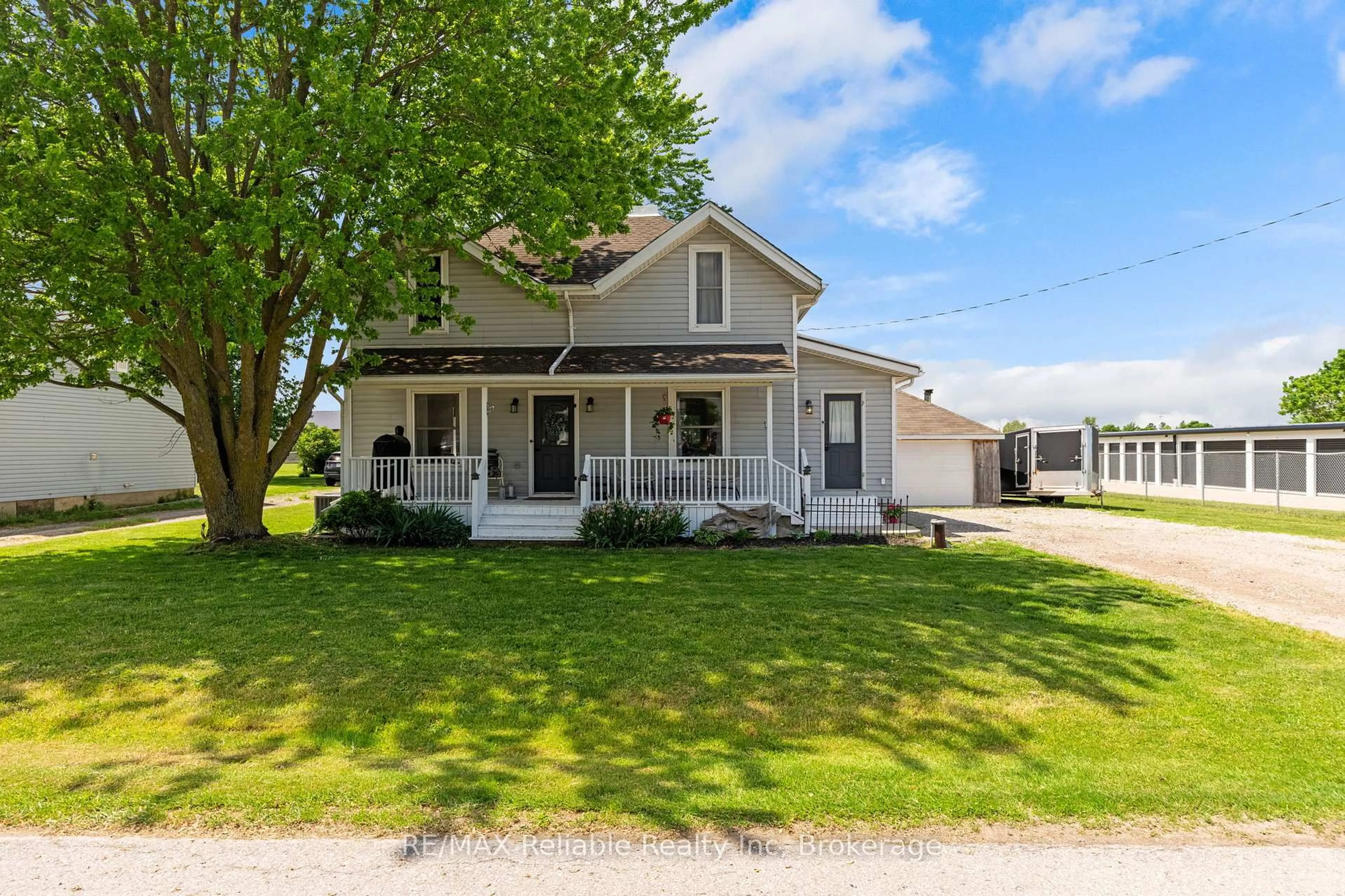 Home with vinyl exterior material, street for 81539 North Line, Huron East Ontario N0K 1W0