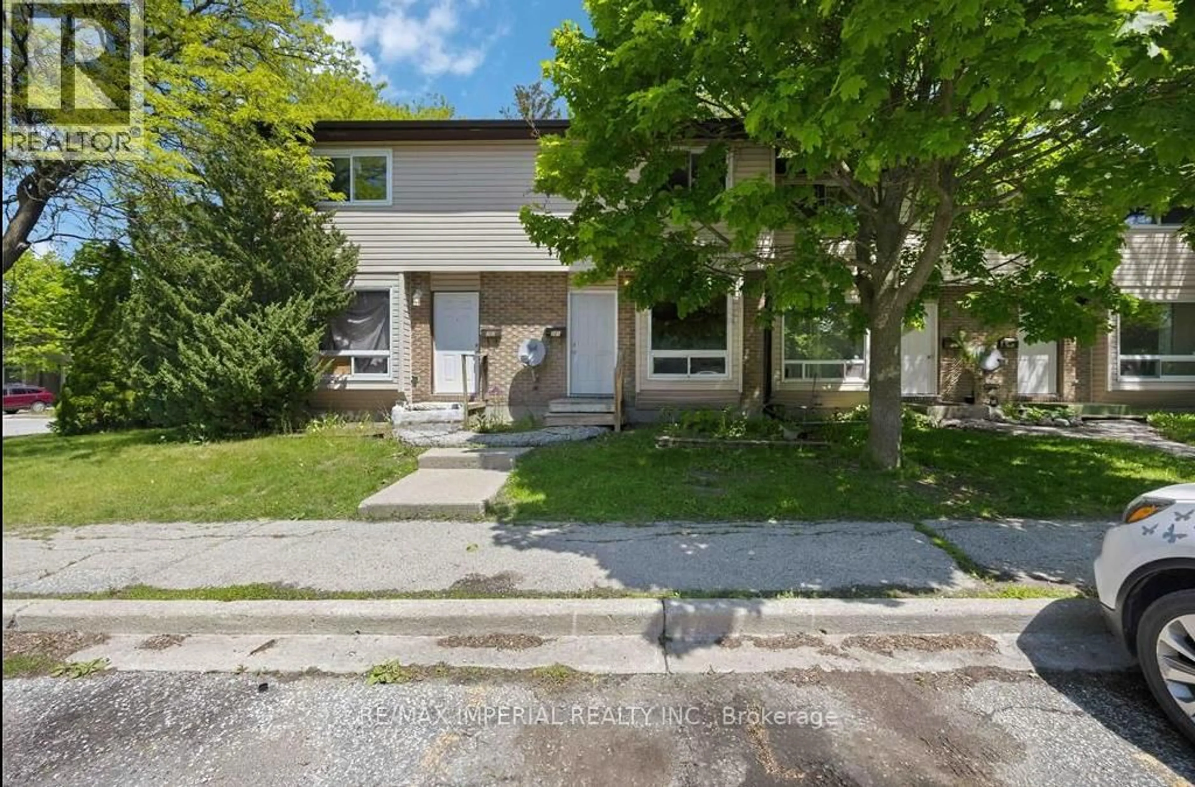 Unknown for 42 Hampton Ave #301, Sarnia Ontario N7S 4Z2