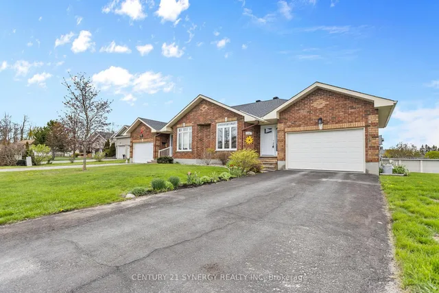 104 Templeton Crt, North Grenville 2