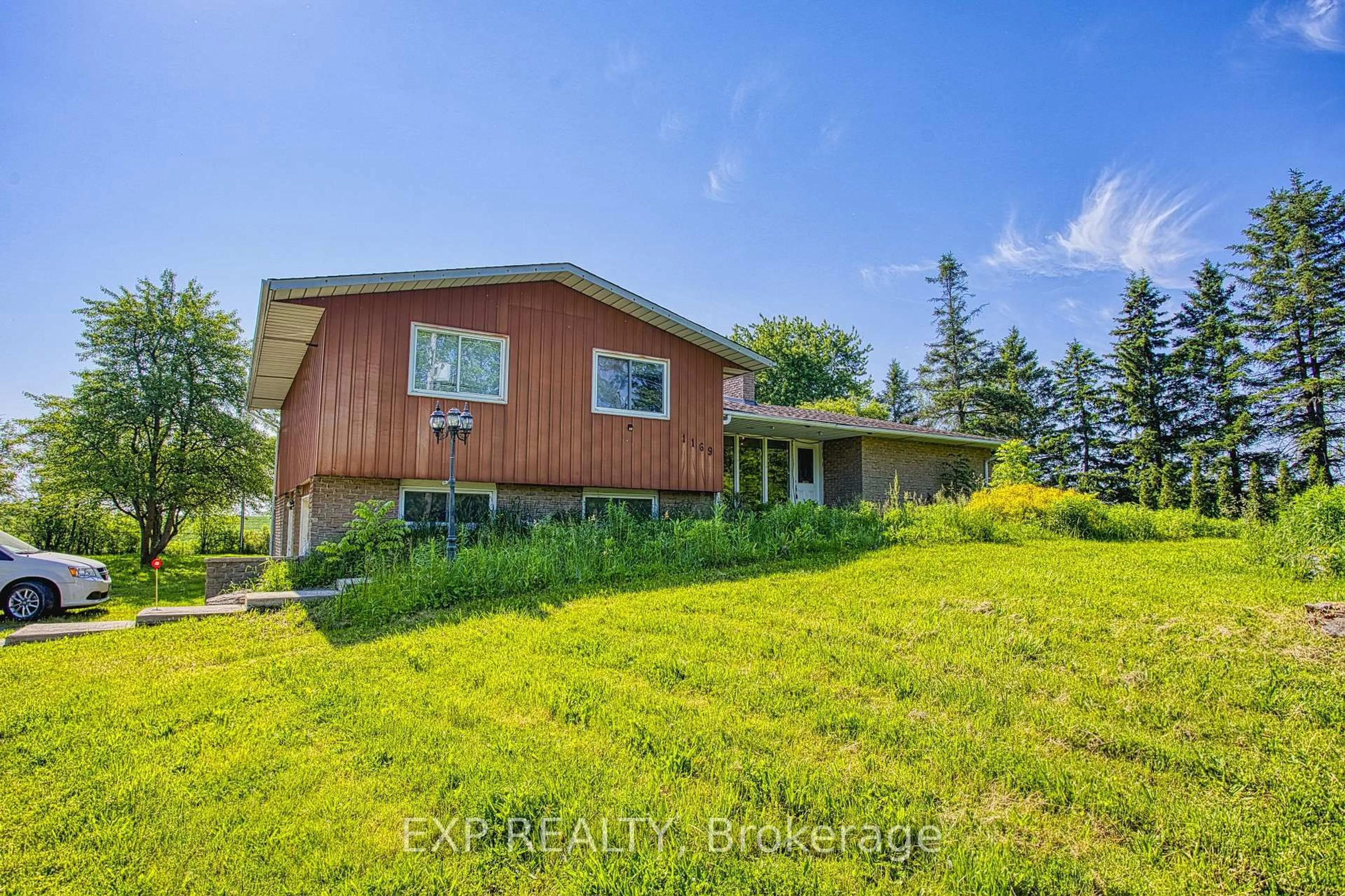A pic from outside/outdoor area/front of a property/back of a property/a pic from drone, unknown for 1169 Nebo Rd, Hamilton Ontario L0R 1P0