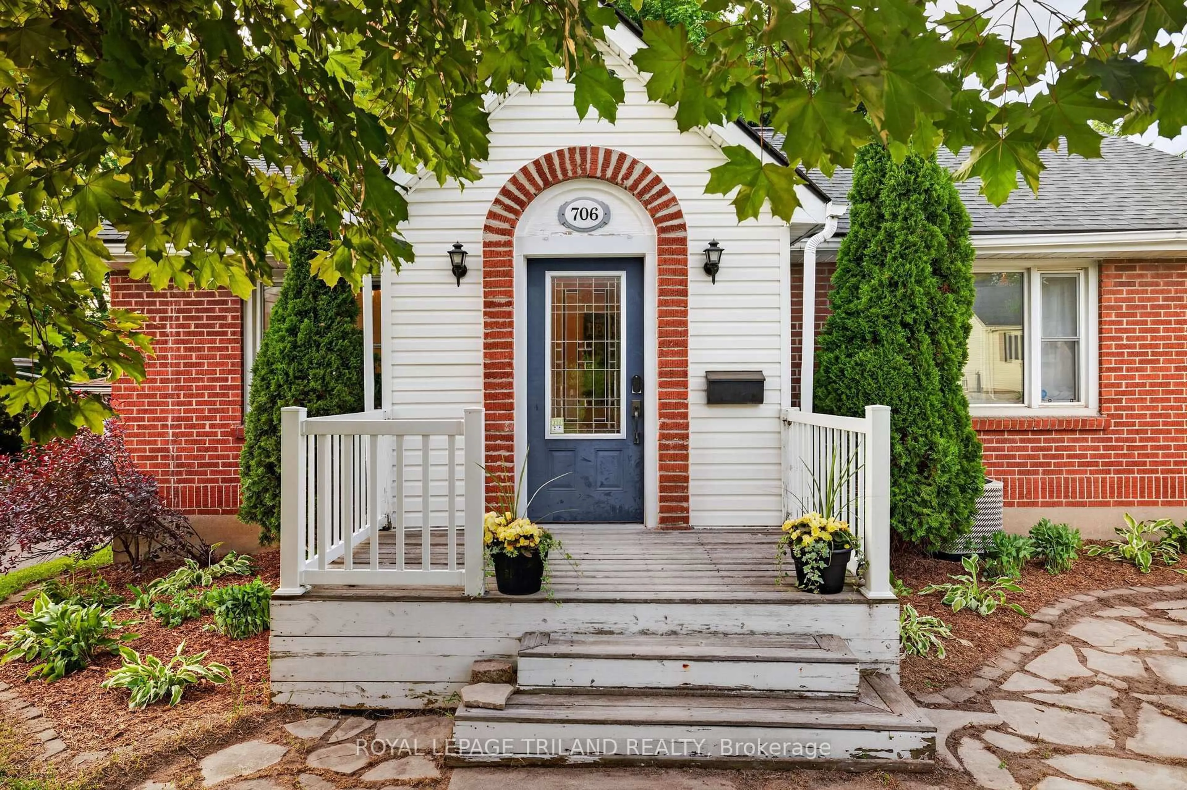 Home with brick exterior material, street for 706 Victoria St, London East Ontario N5Y 4C4