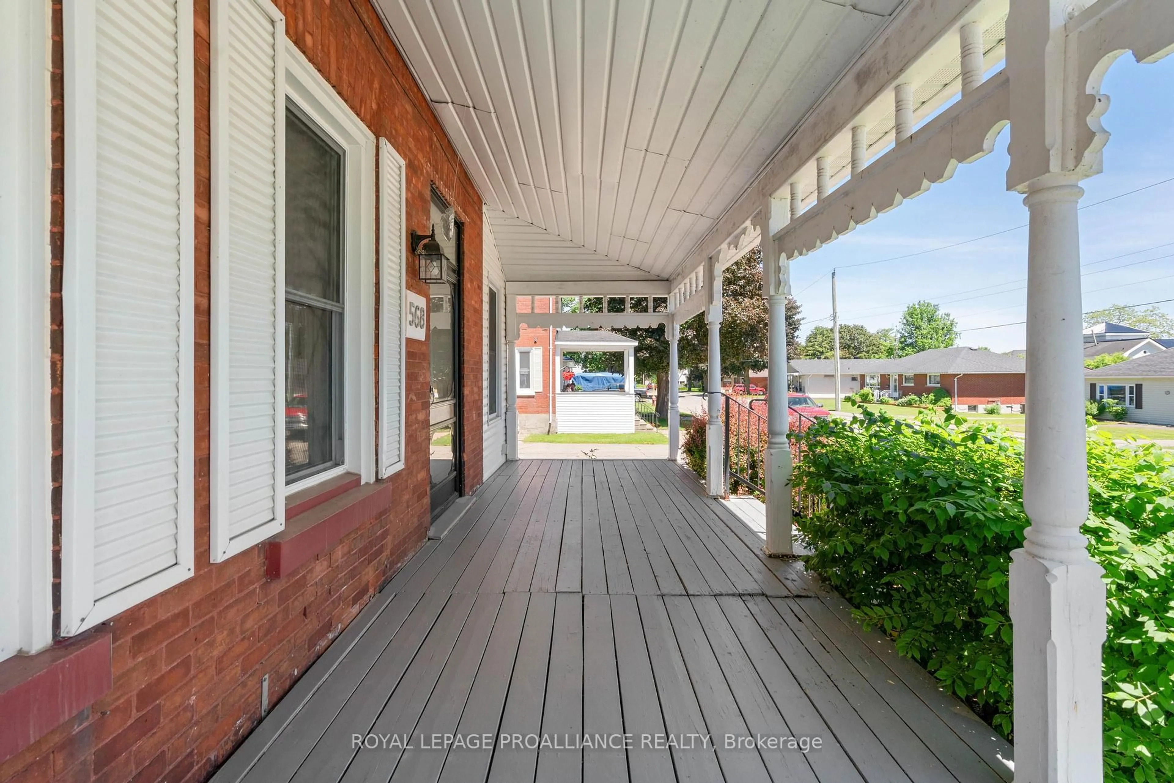 Unknown for 568 James St, Prescott Ontario K0E 1T0