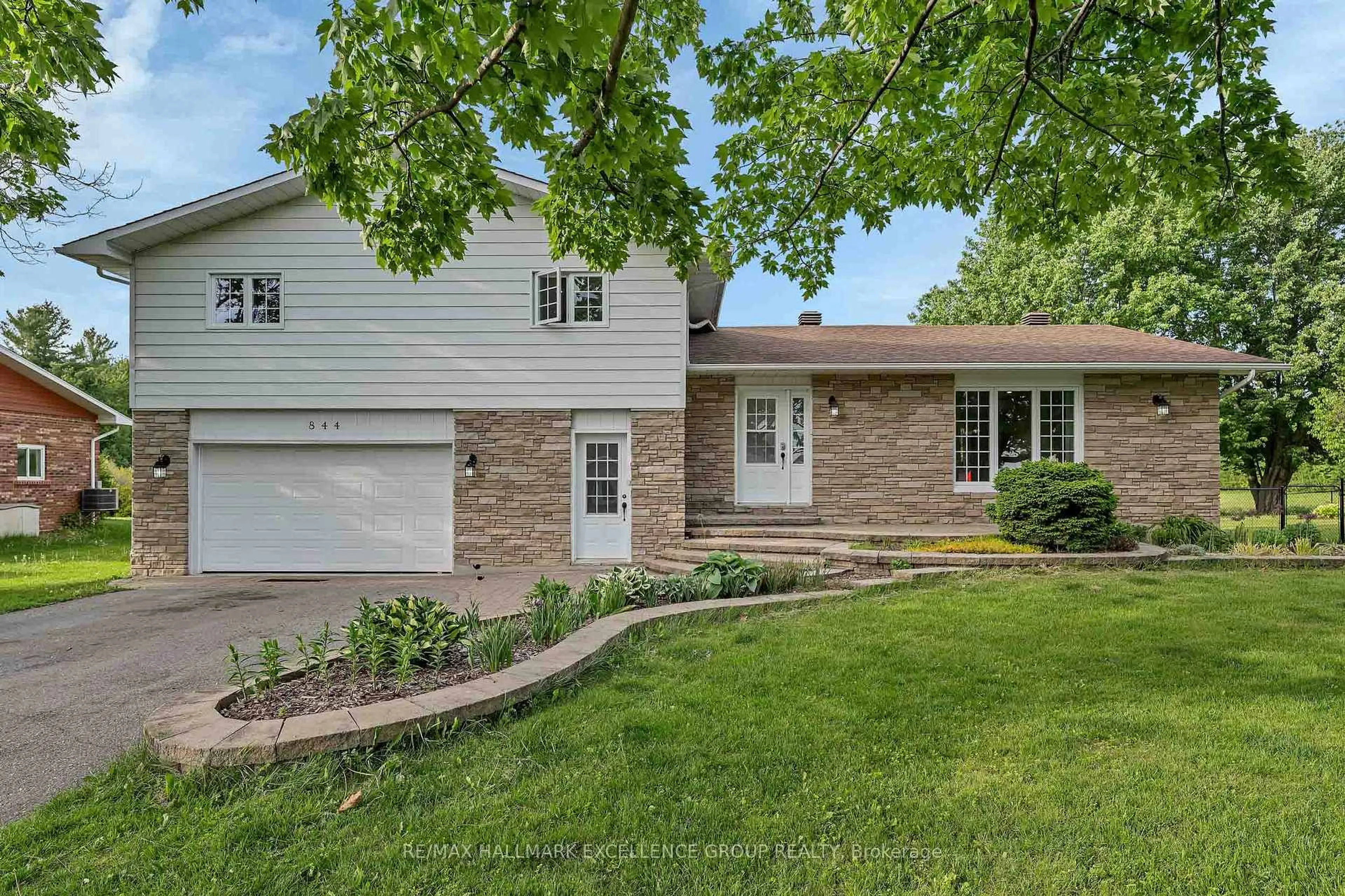 Home with brick exterior material, street for 844 Principale St, Casselman Ontario K0A 1M0