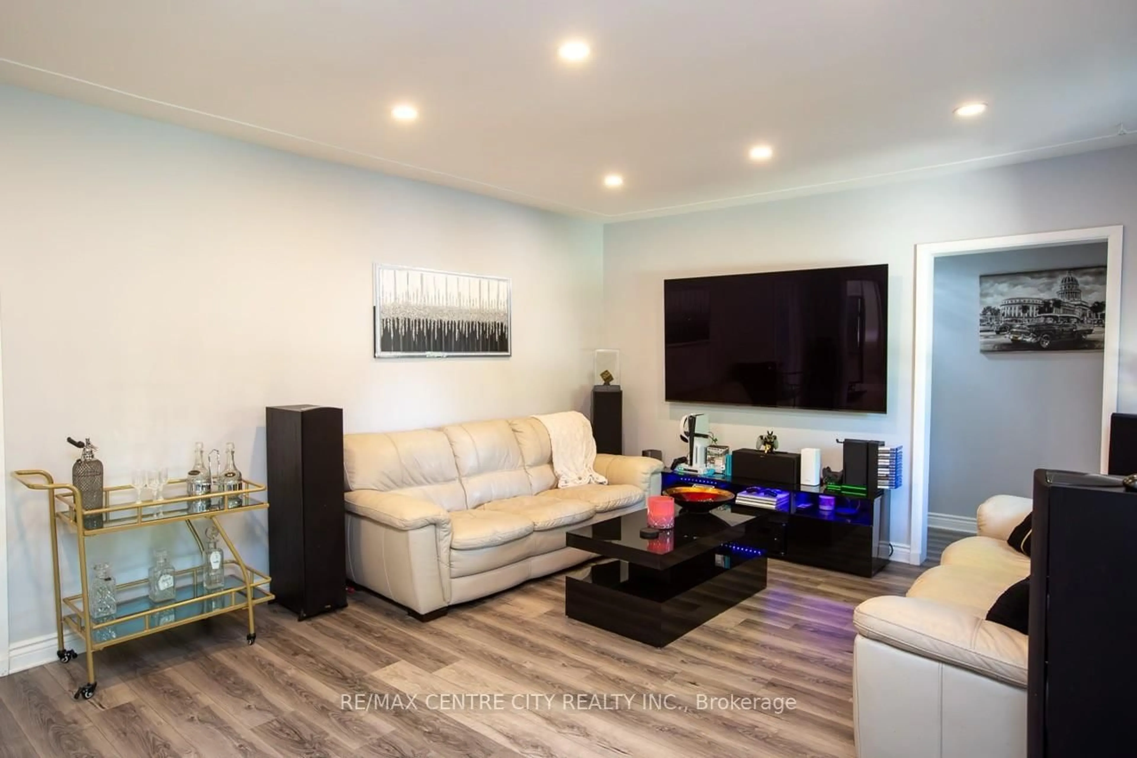 Living room with furniture, unknown for 6 Prince Albert St, Middlesex Centre Ontario N0L 1E0