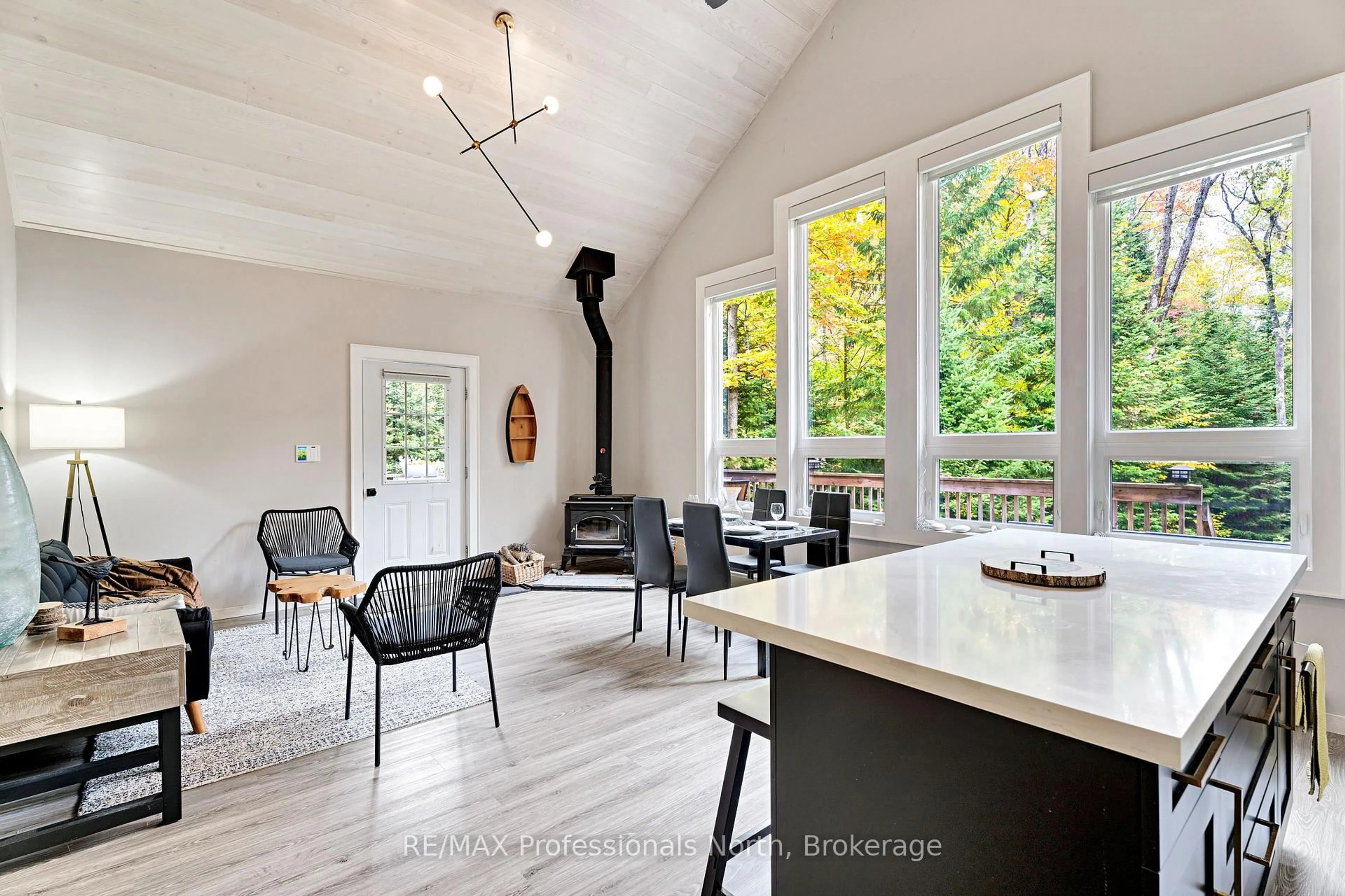 Open concept kitchen, unknown for 269 BALSAM CHUTES Rd, Huntsville Ontario P0B 1L0