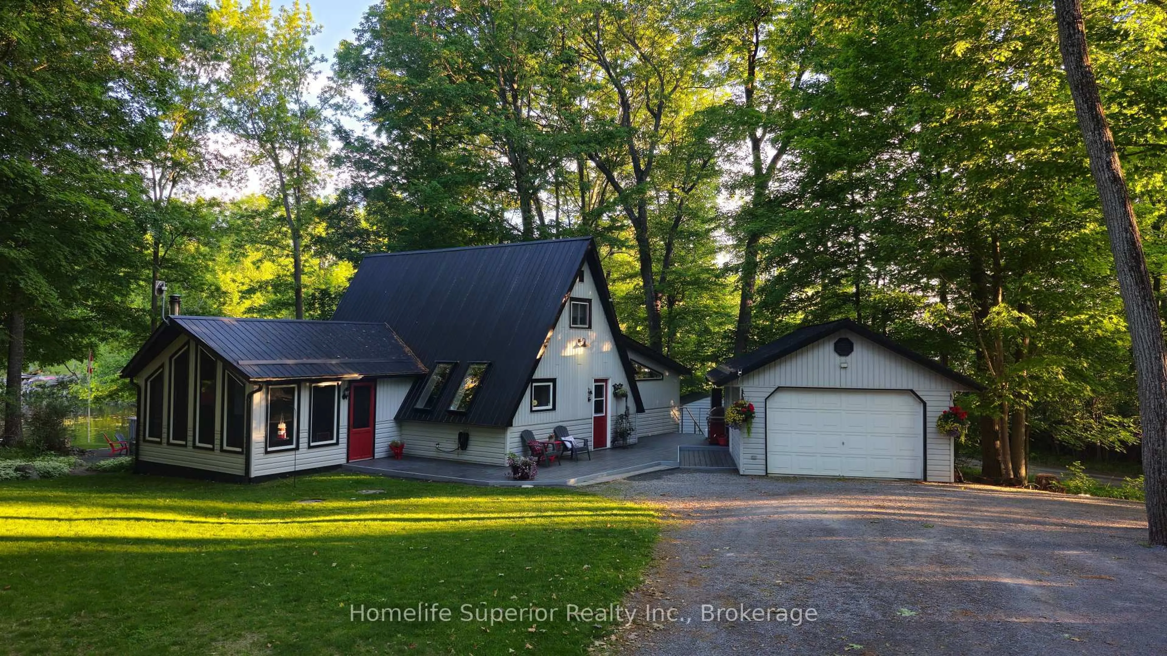 A pic from outside/outdoor area/front of a property/back of a property/a pic from drone, street for 1121 Cook Rd, Limoges Ontario K0K 2M0