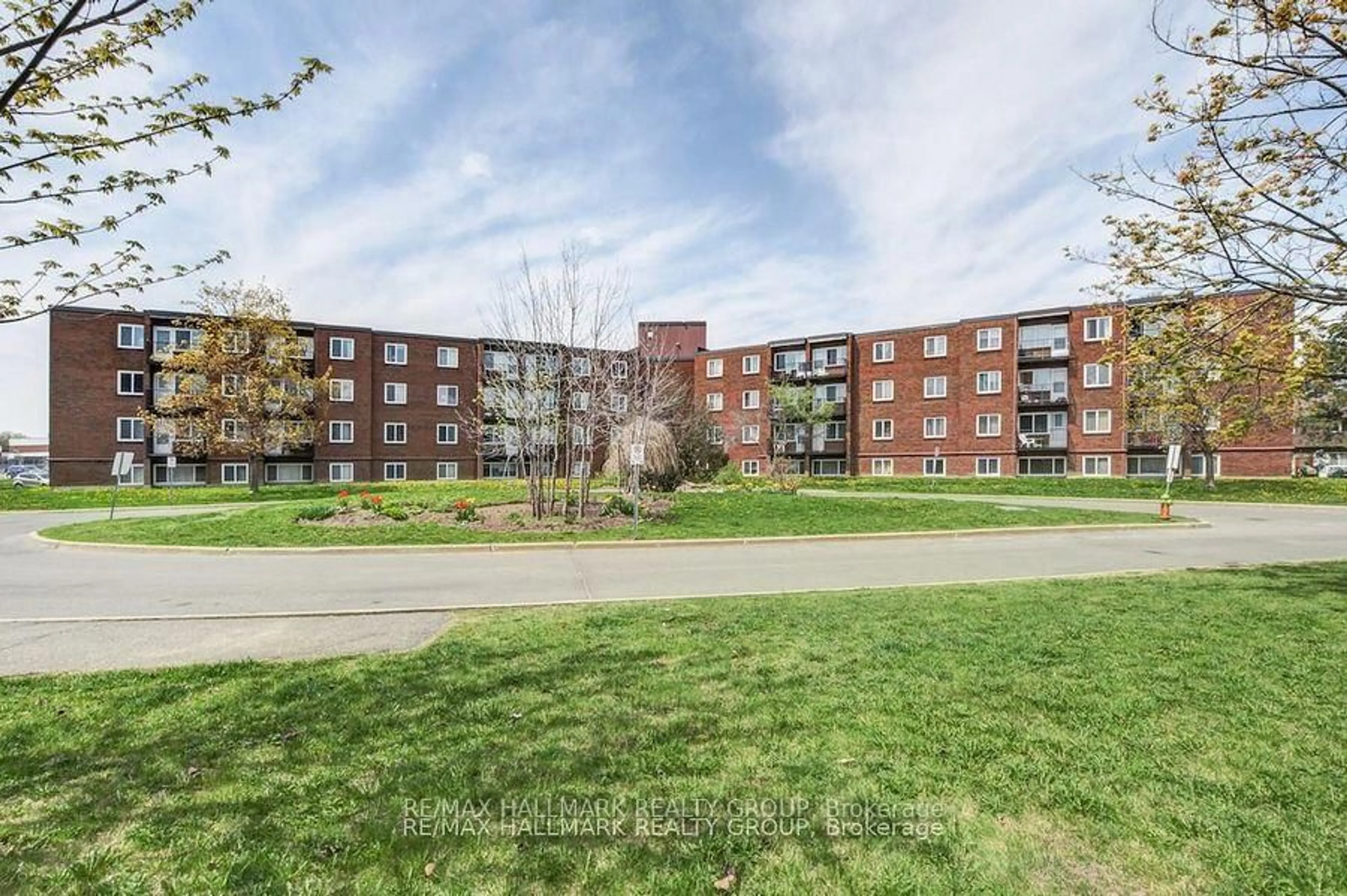 Unknown for 2041 Arrowsmith Dr #401C, Ottawa Ontario K1J 7V7