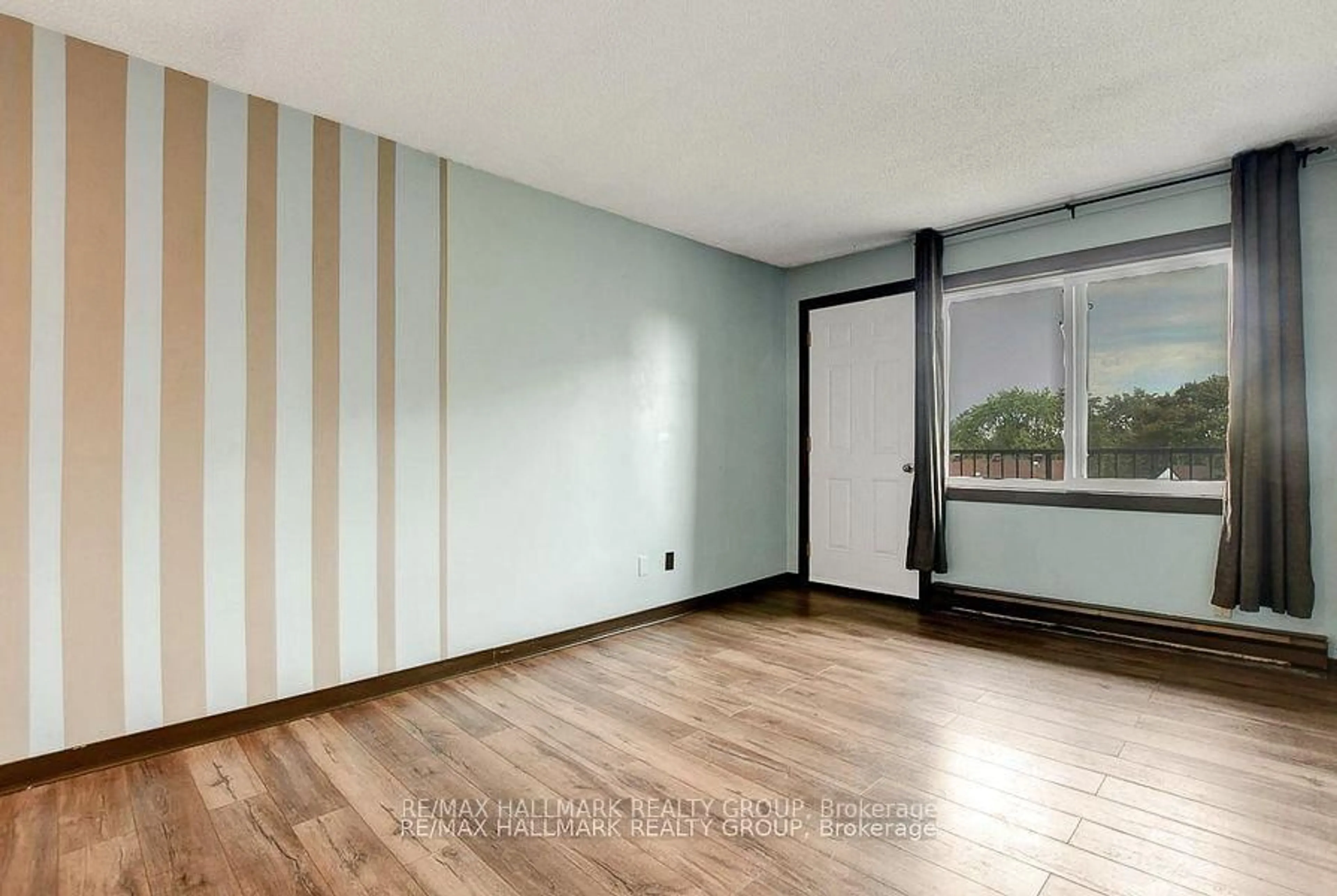 A pic of a room for 2041 Arrowsmith Dr #401C, Ottawa Ontario K1J 7V7