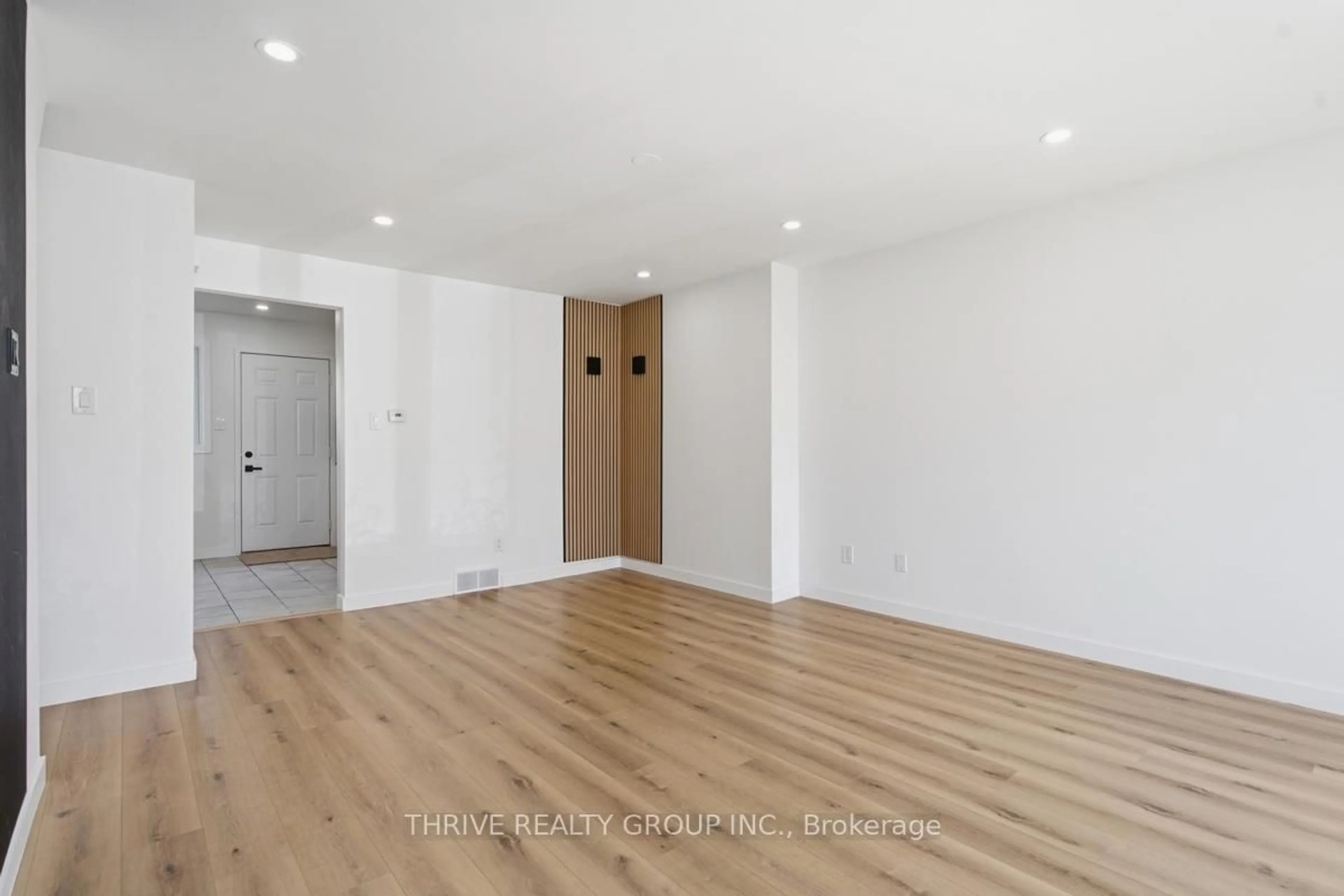 A pic of a room for 700 Exeter Rd #22, London South Ontario N6E 1L2