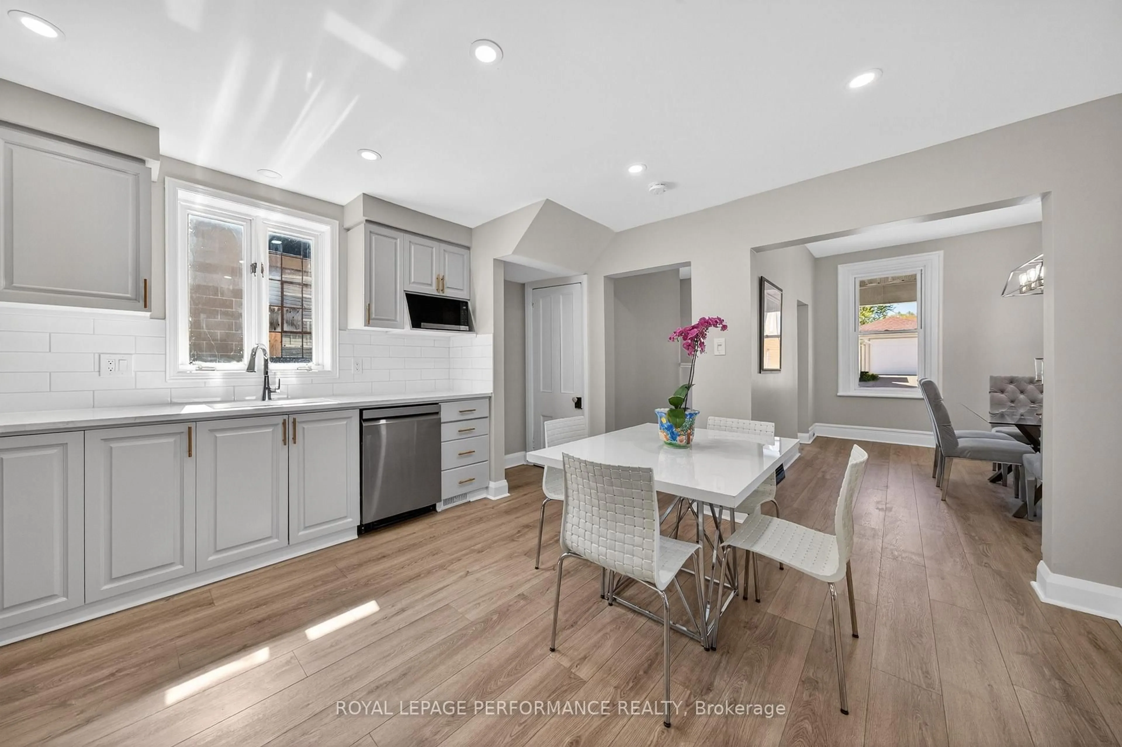 Open concept kitchen, unknown for 81 Princess St, Almonte Ontario K0A 1A0
