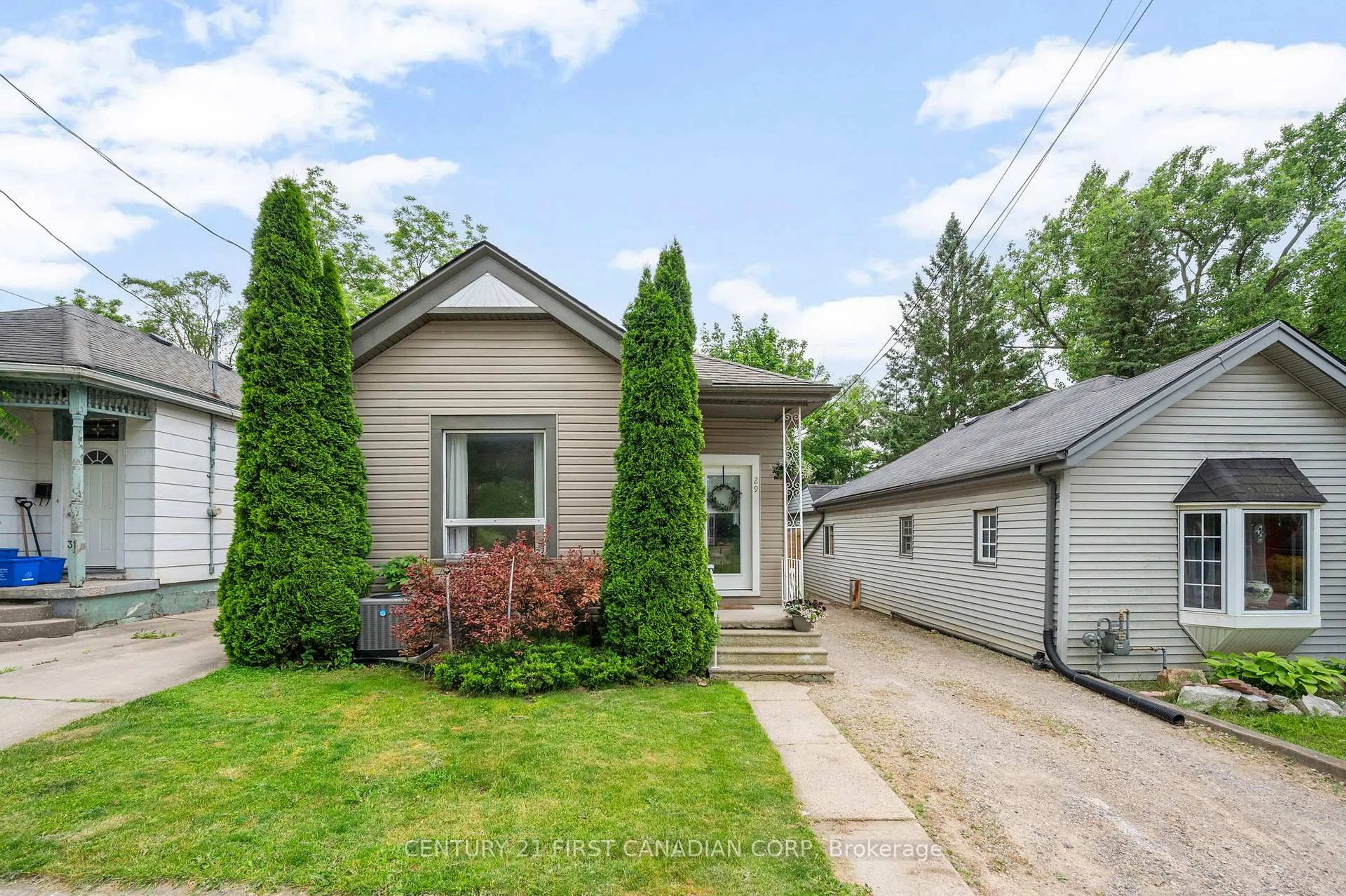 Unknown for 29 Weston St, London South Ontario N6C 1R2