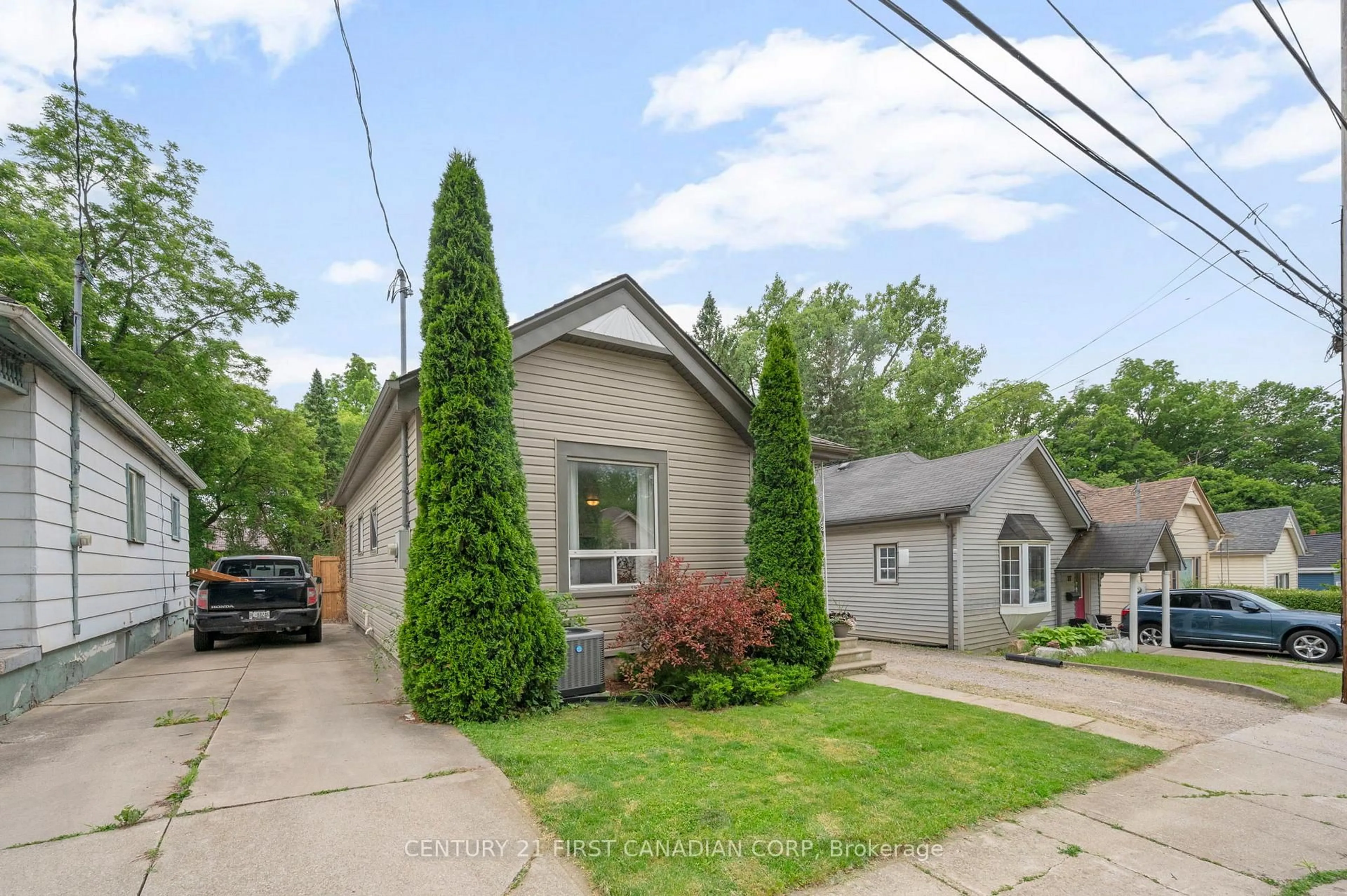Unknown for 29 Weston St, London South Ontario N6C 1R2