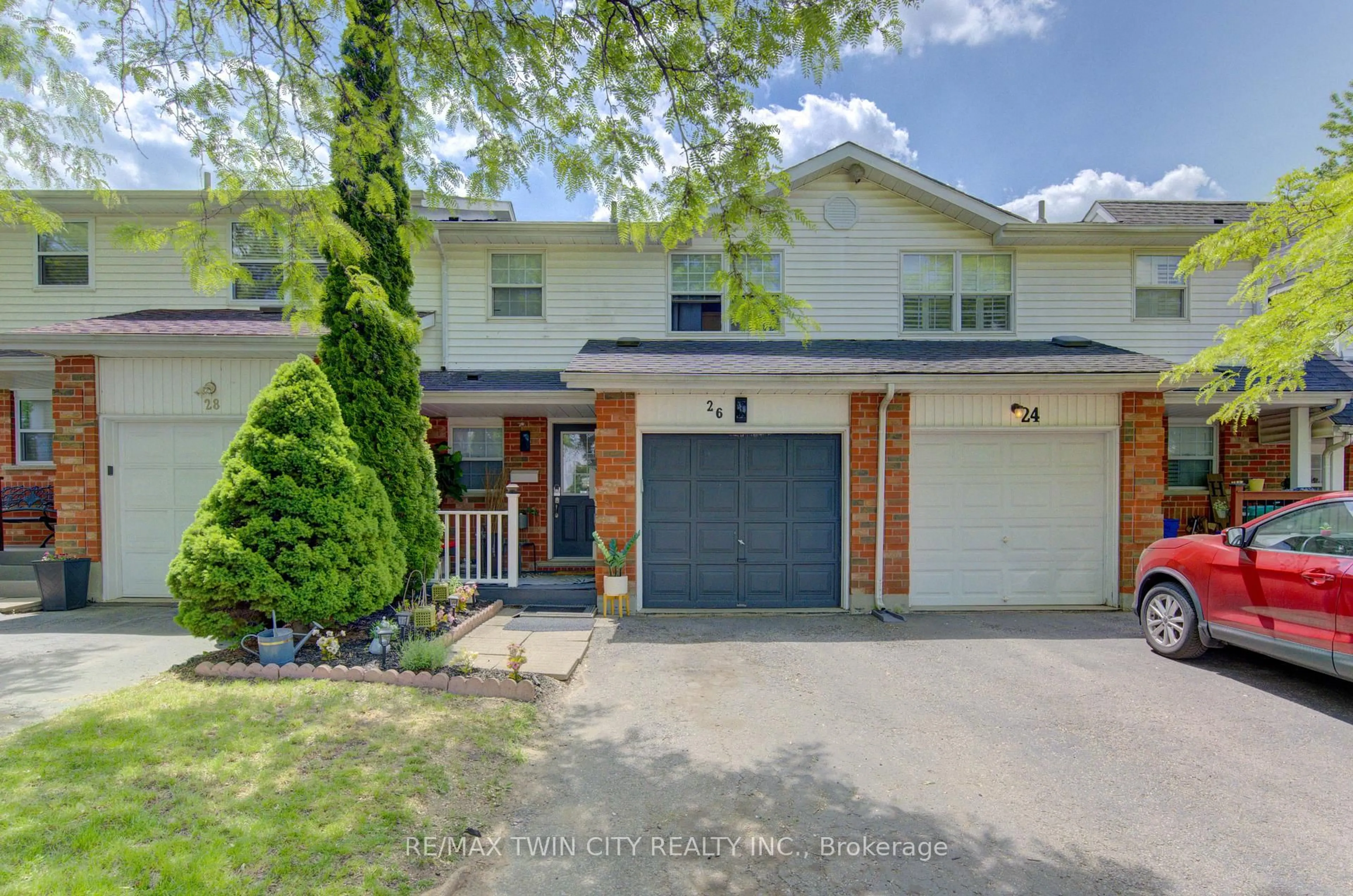 Unknown for 26 Hartley Crt, Cambridge Ontario N1R 8J4