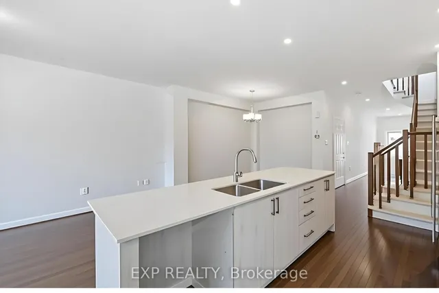 51 Robusta Lane, Ottawa 5