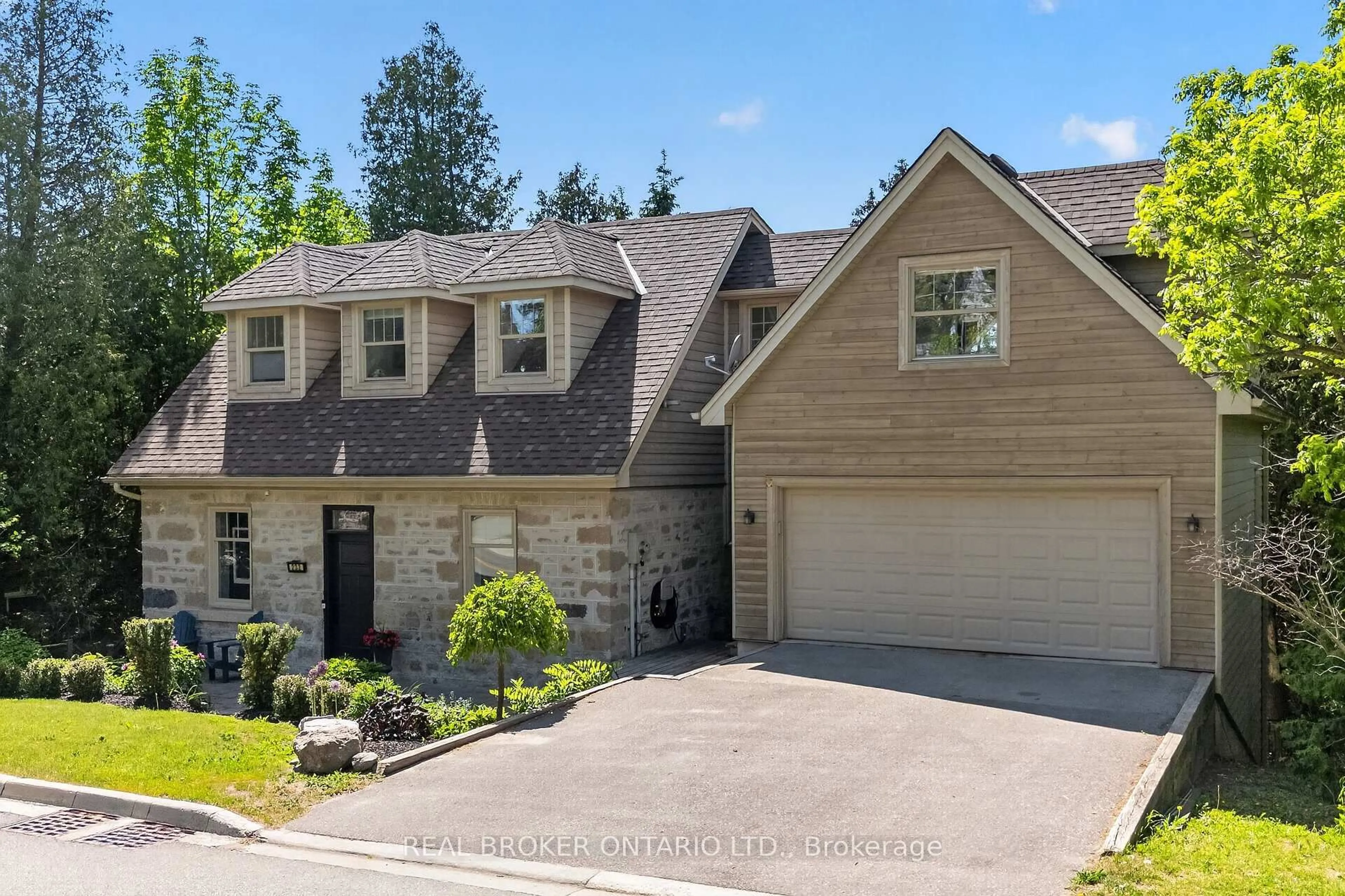 Home with brick exterior material, street for 232 Harris St, Guelph/Eramosa Ontario N0B 2K0