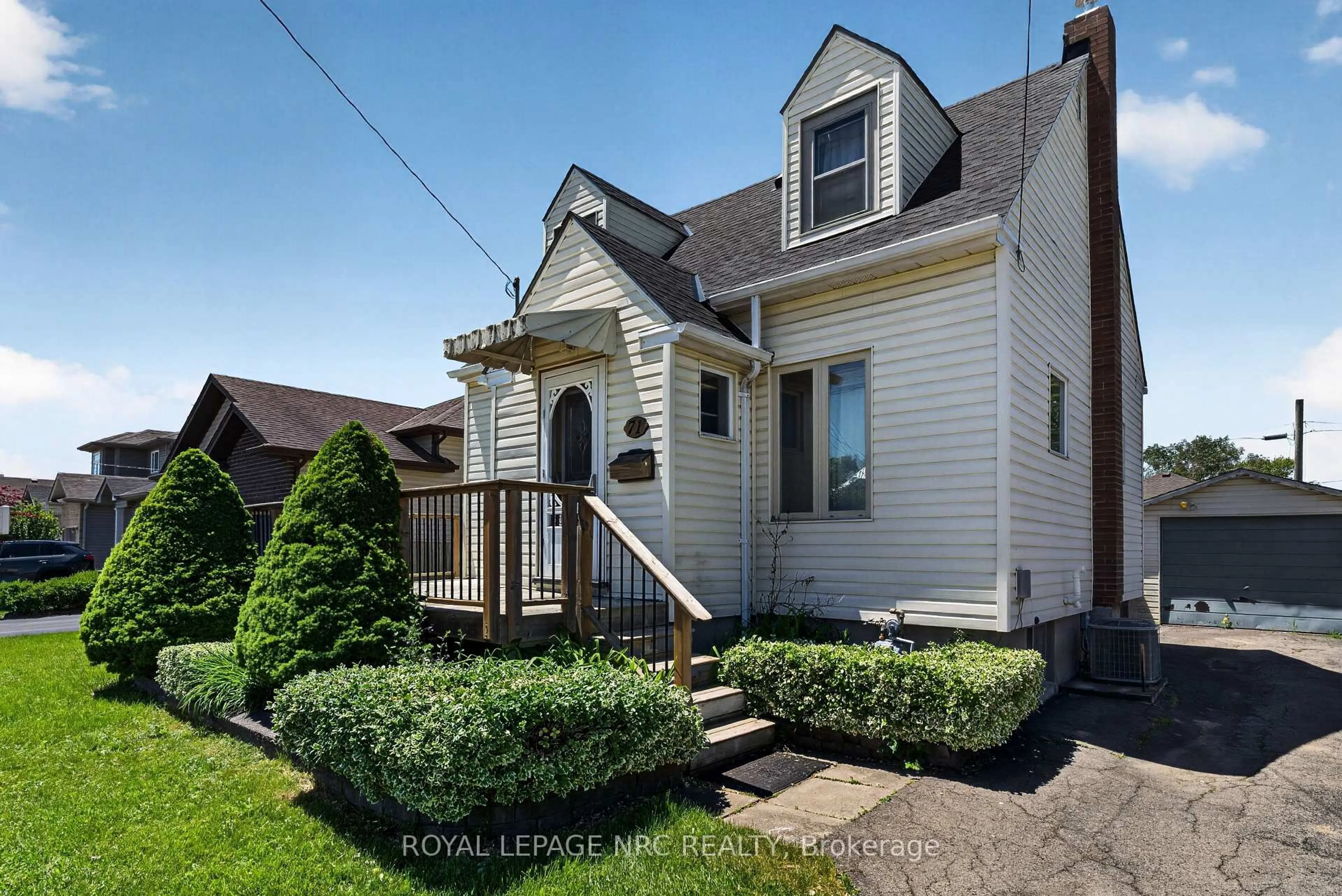 Unknown for 71 Scholfield Ave, Welland Ontario L3B 1N4