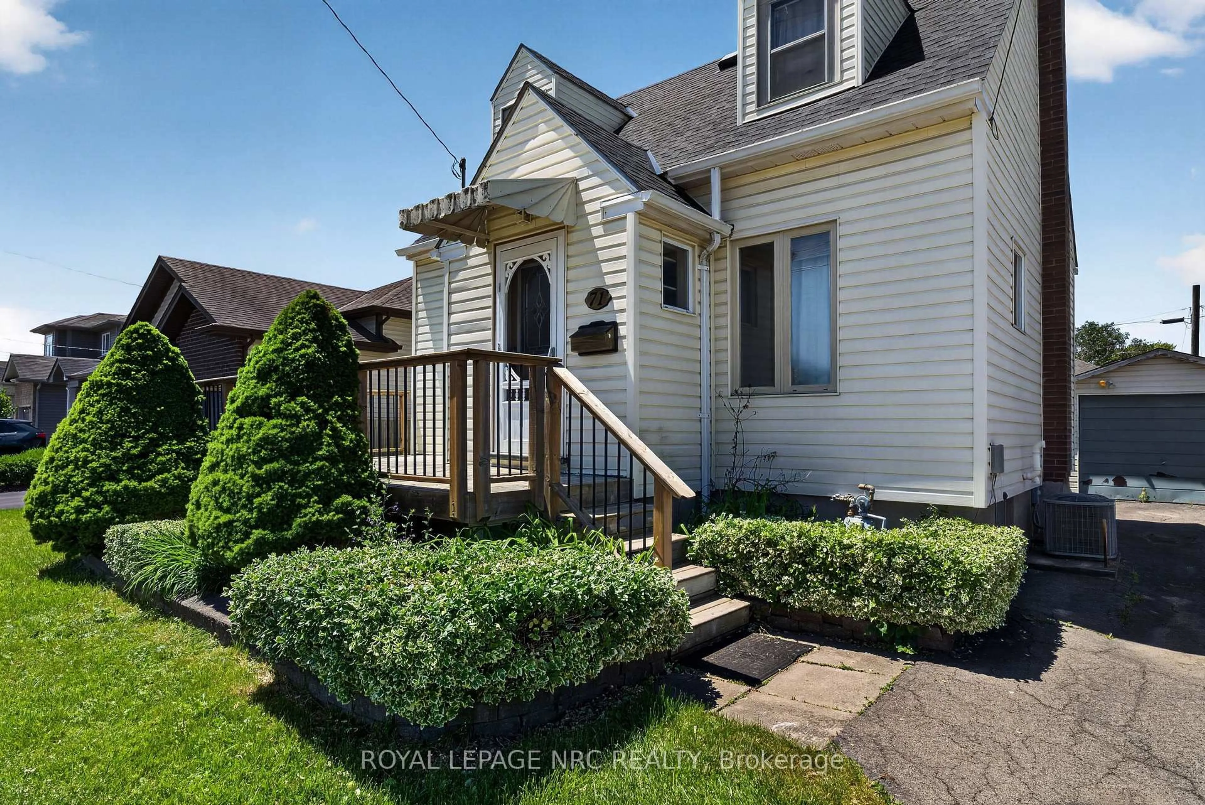 Unknown for 71 Scholfield Ave, Welland Ontario L3B 1N4