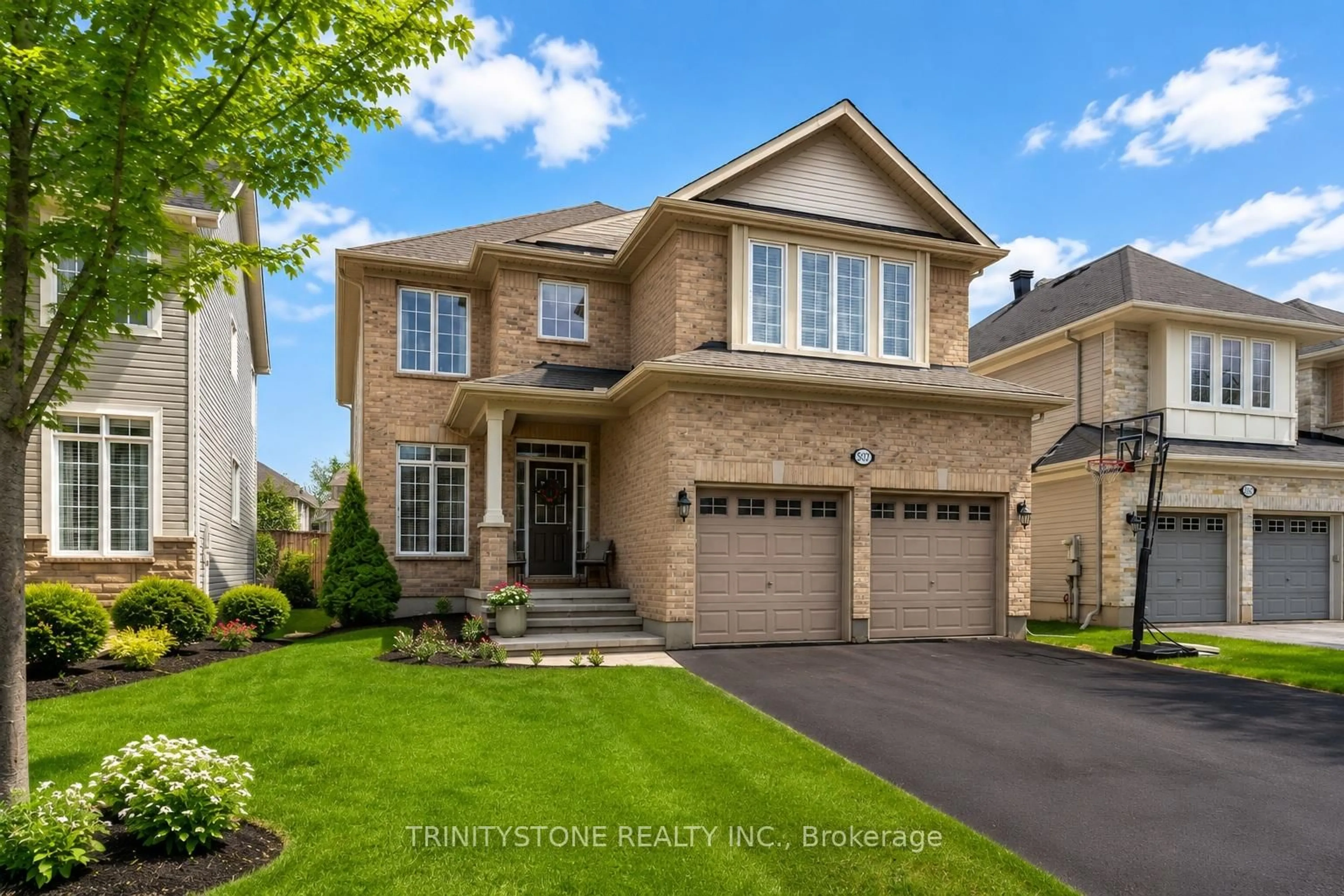 Home with brick exterior material, street for 502 Dalewood Cres, Stittsville Ontario K2S 0L2