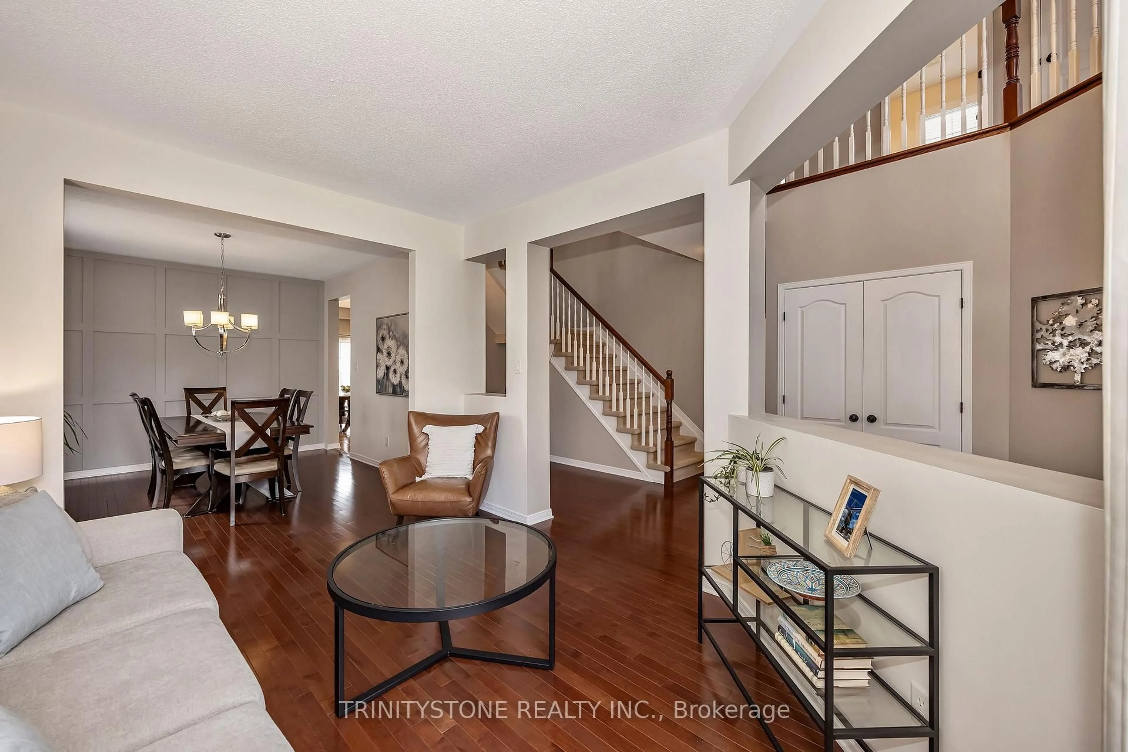Unknown for 502 Dalewood Cres, Stittsville Ontario K2S 0L2