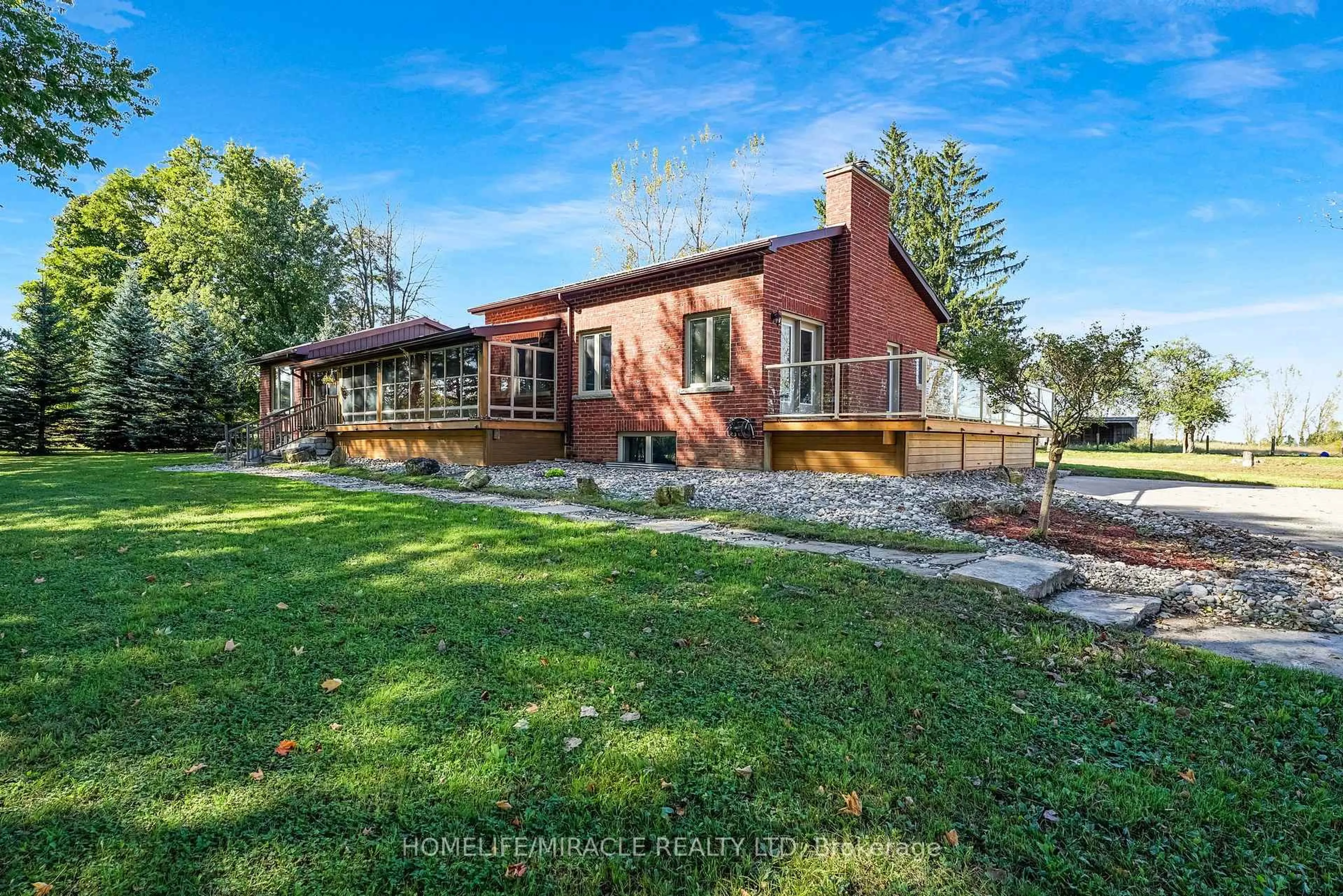 A pic from outside/outdoor area/front of a property/back of a property/a pic from drone, unknown for 556389 MULMUR MELANCTHON TOWNLINE, Mulmur Ontario L0N 1S6