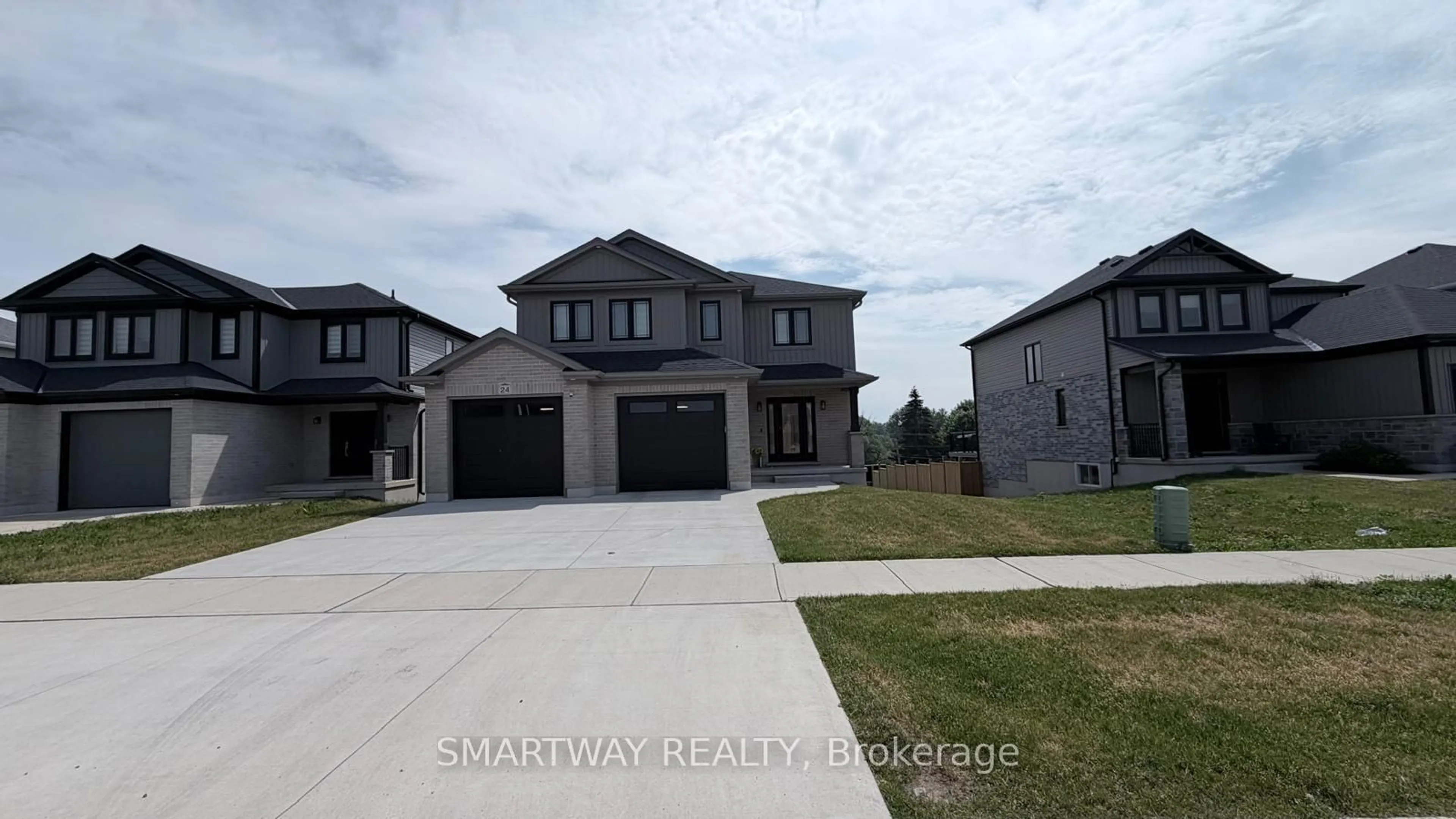 Unknown for 24 Greene St, South Huron Ontario N0M 1S3