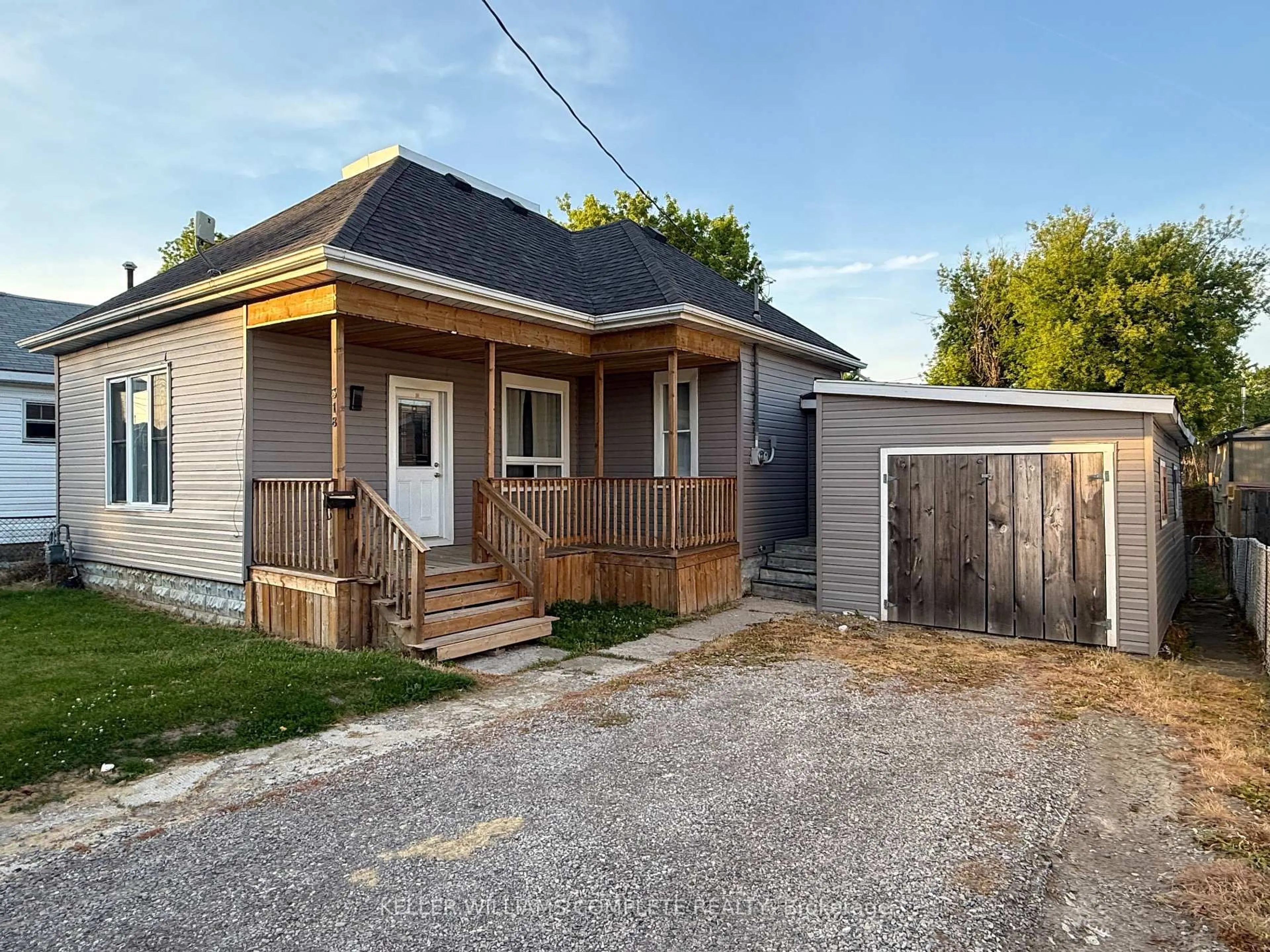 Unknown for 318 Lafontaine St, Chatham-Kent Ontario N8A 4H9