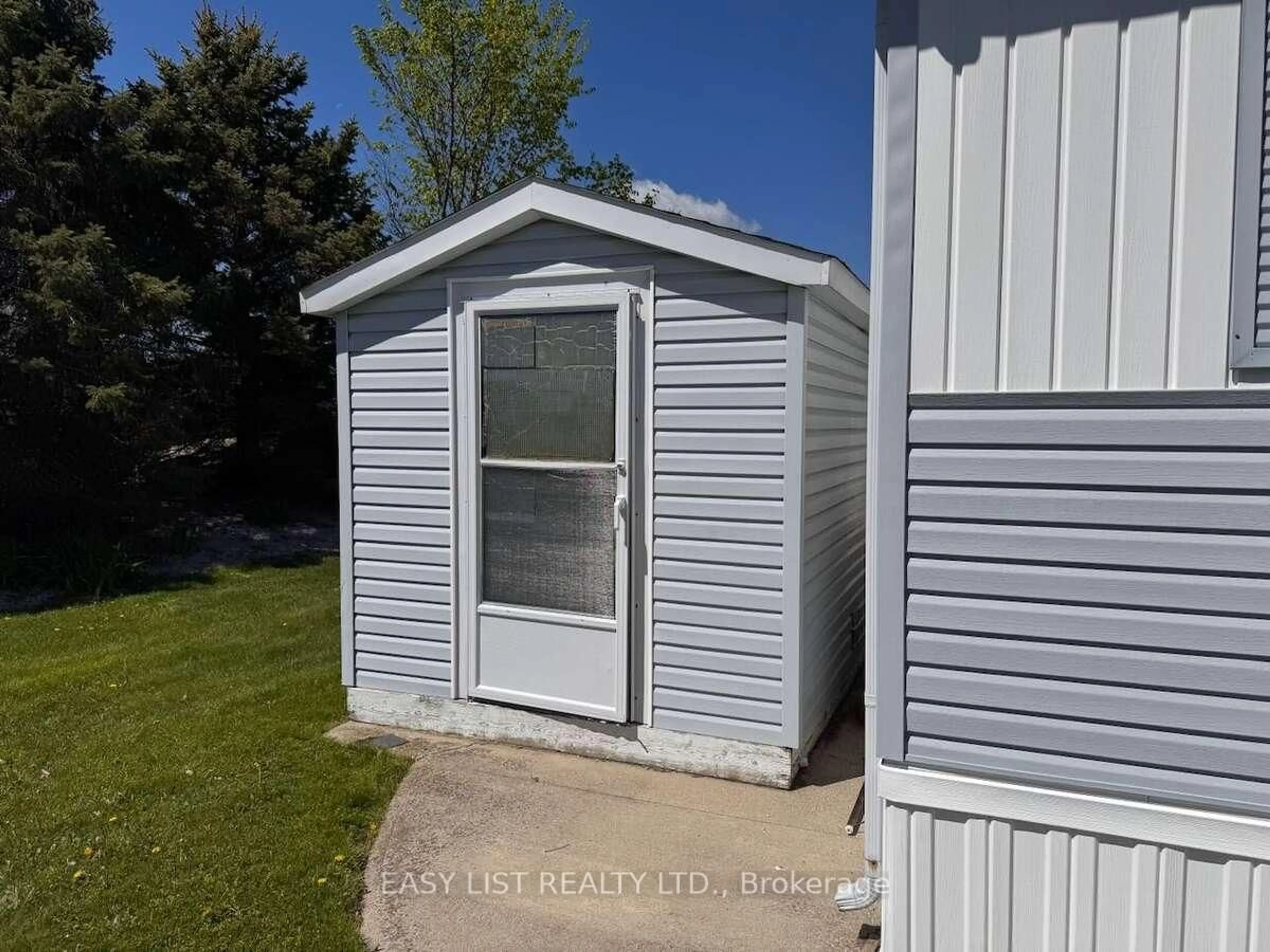 Shed for 5700 Blackwell Side Rd #251, Sarnia Ontario N7W 1B7