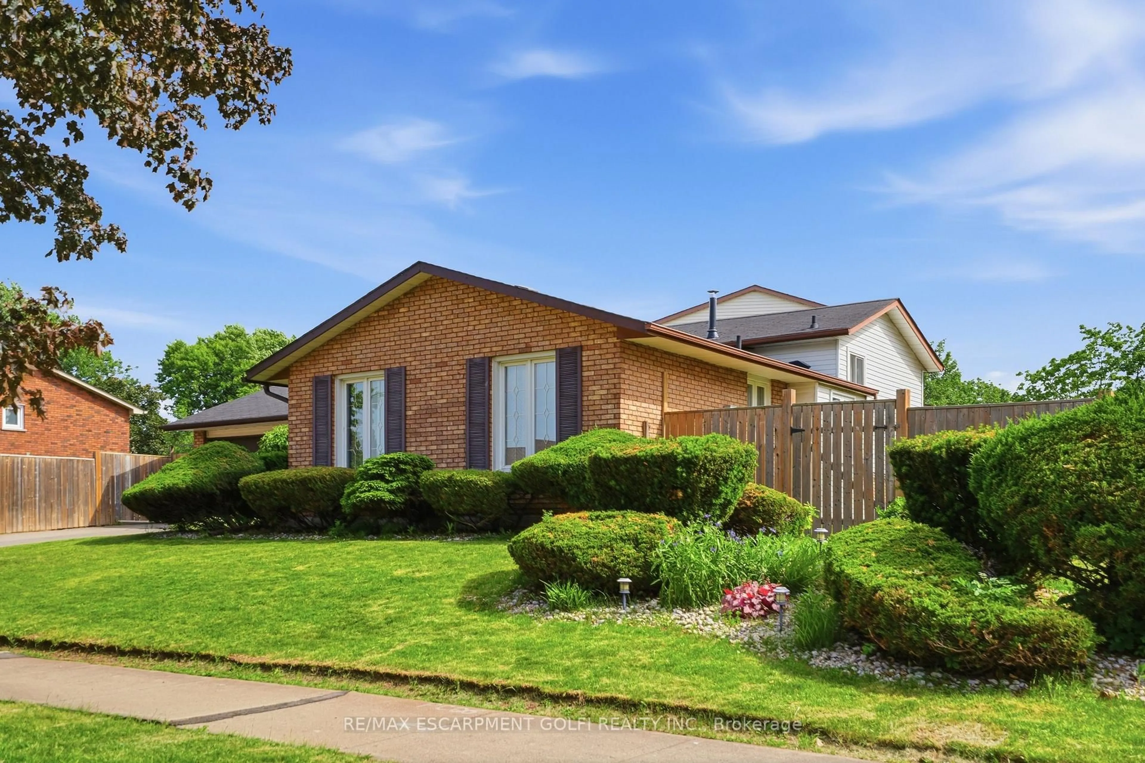 Home with brick exterior material, street for 2 LORING Cres, Hamilton Ontario L8E 3X3