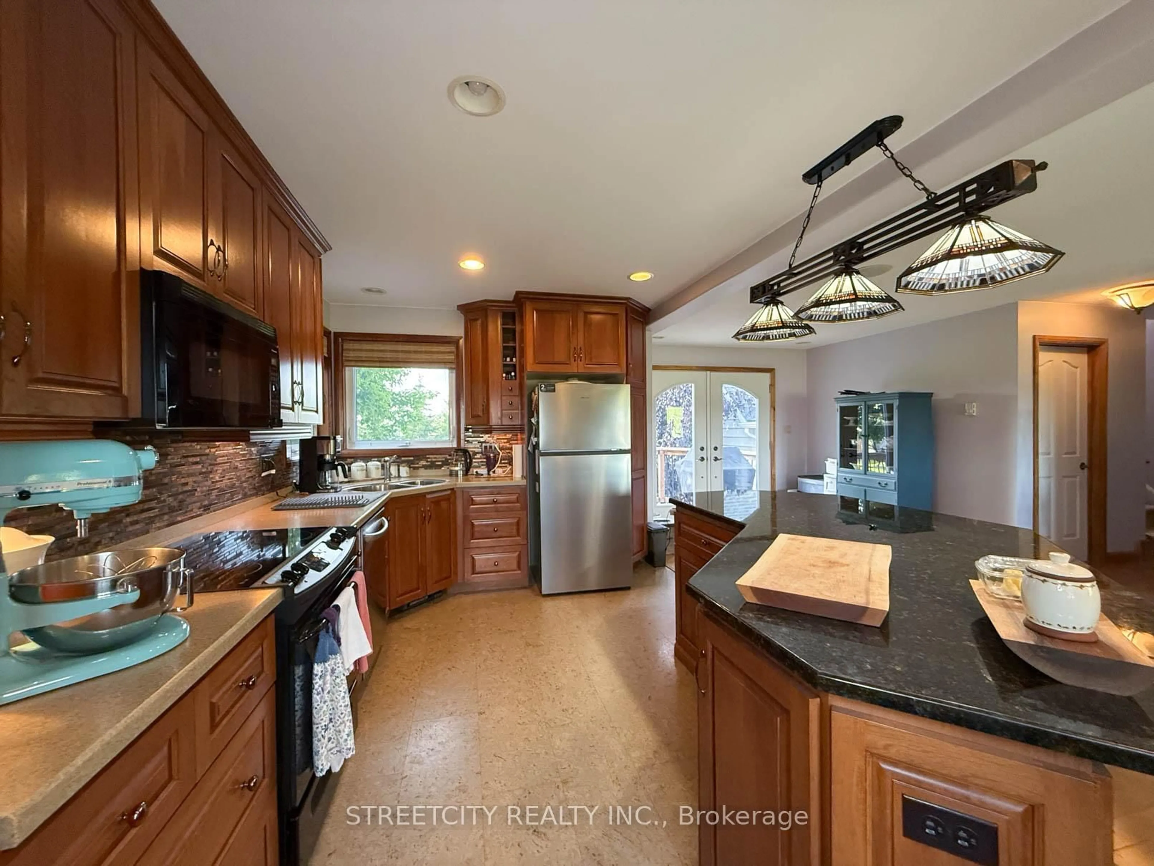 Open concept kitchen, ceramic/tile floor for 8192 Petrolia Line, Brooke-Alvinston Ontario N0N 1A0