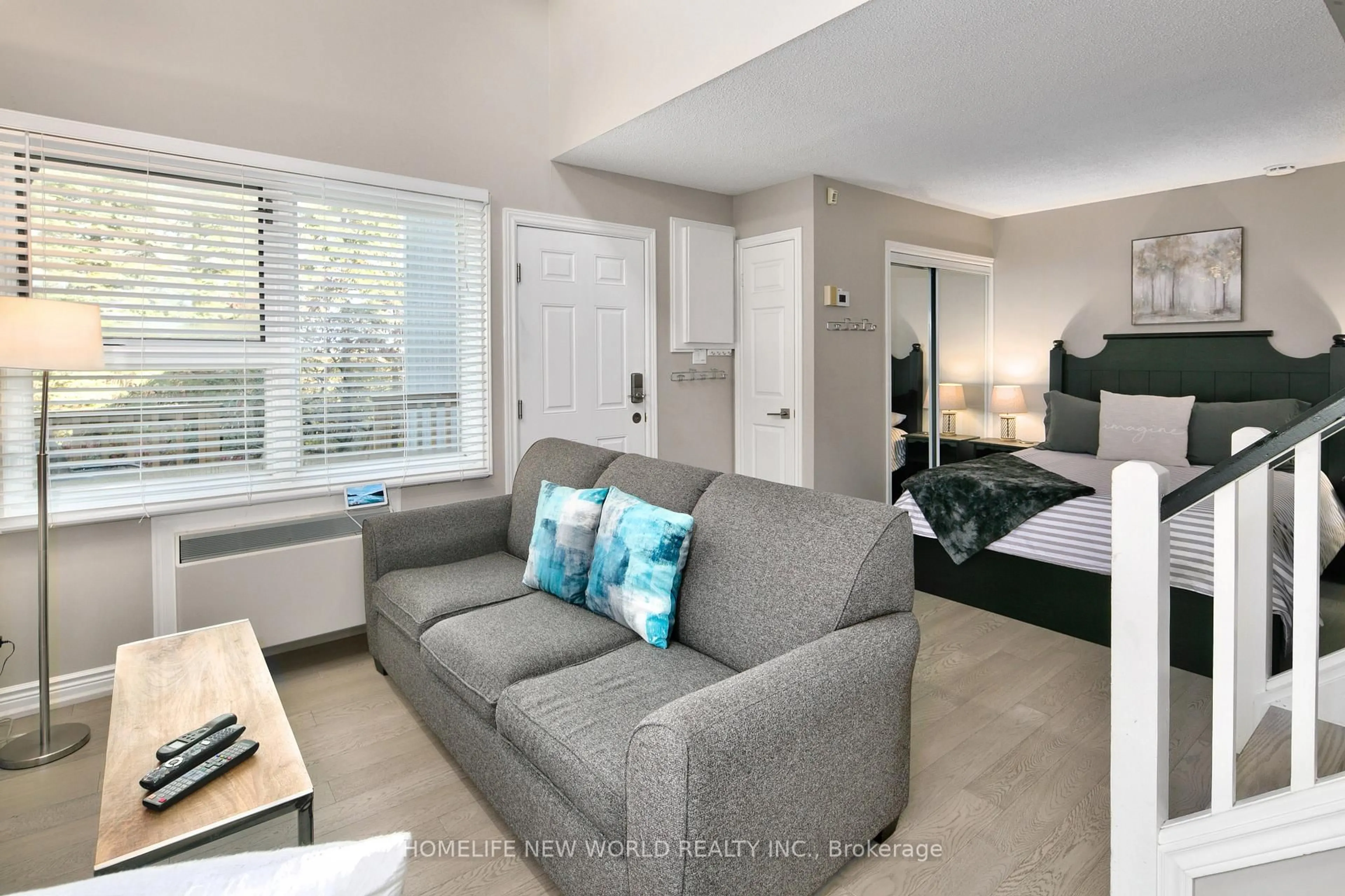 Living room with furniture, unknown for 796468 Grey 19 Rd #911, Blue Mountains Ontario L9Y 0N6