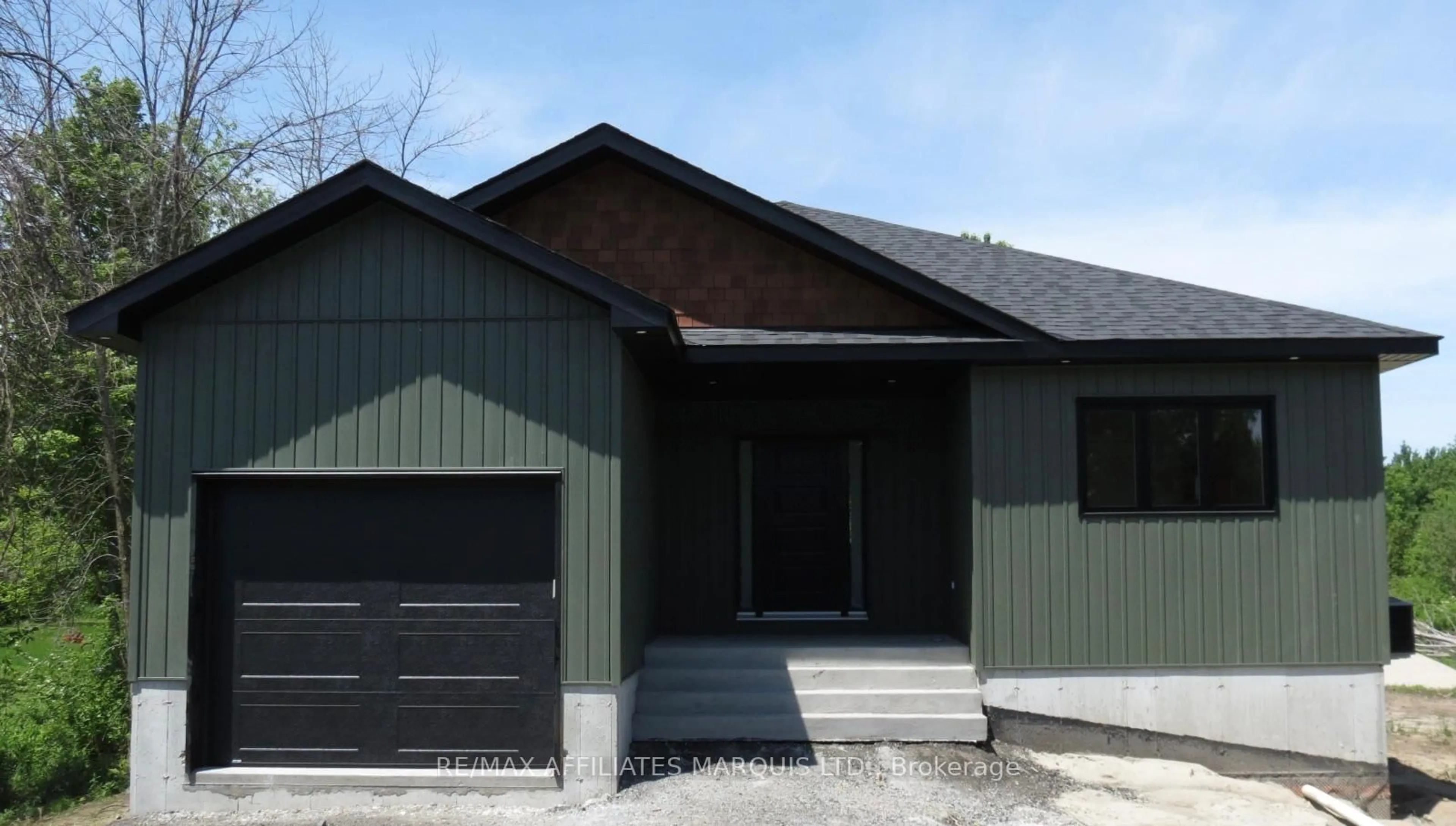 Home with vinyl exterior material, street for 2542 Macgregor Dr, South Glengarry Ontario K0C 1E0
