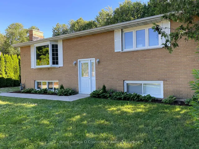 341 Palmerston St, Saugeen Shores 2