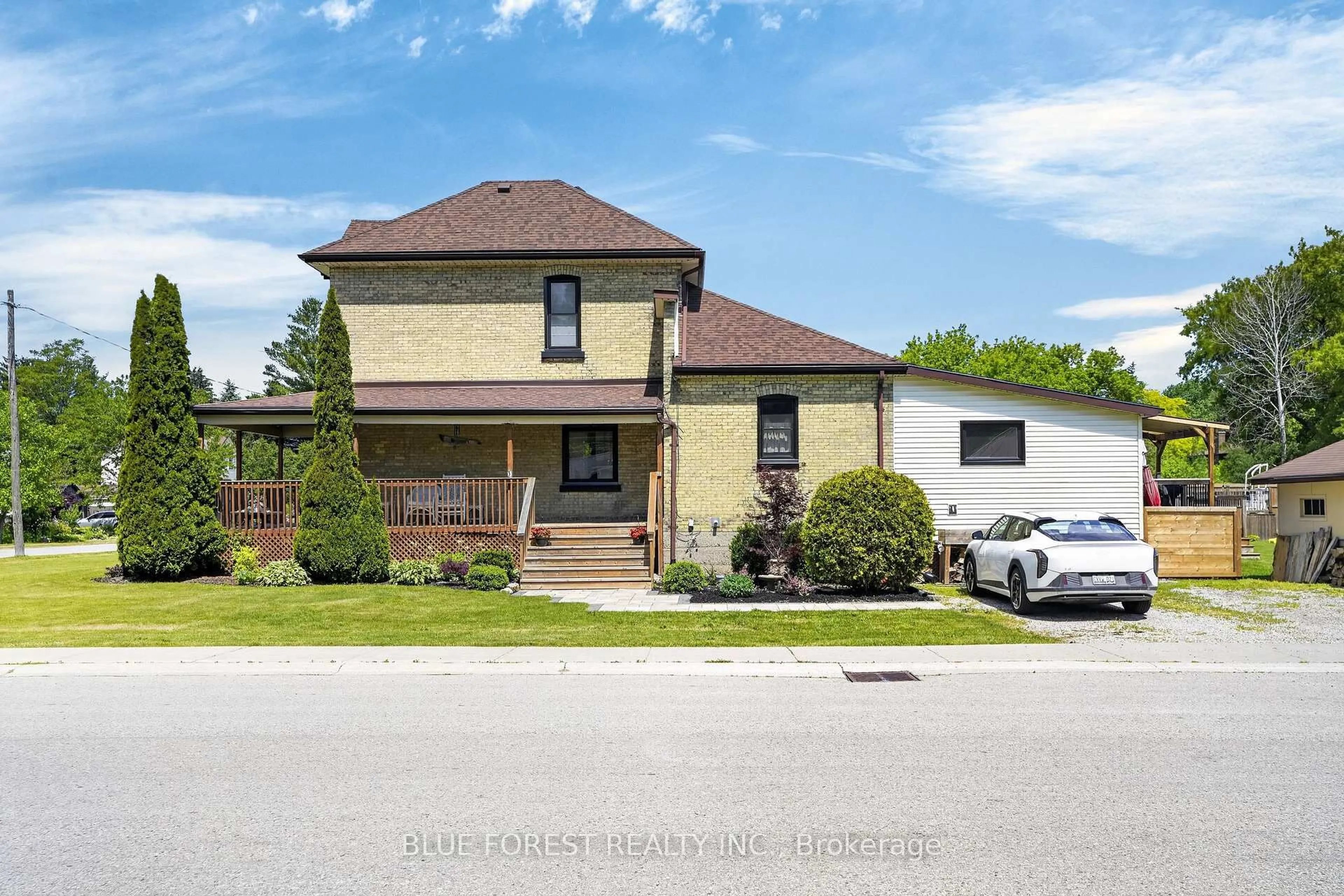 Home with brick exterior material, street for 209 MARGARET St, Dutton/Dunwich Ontario N0L 1J0