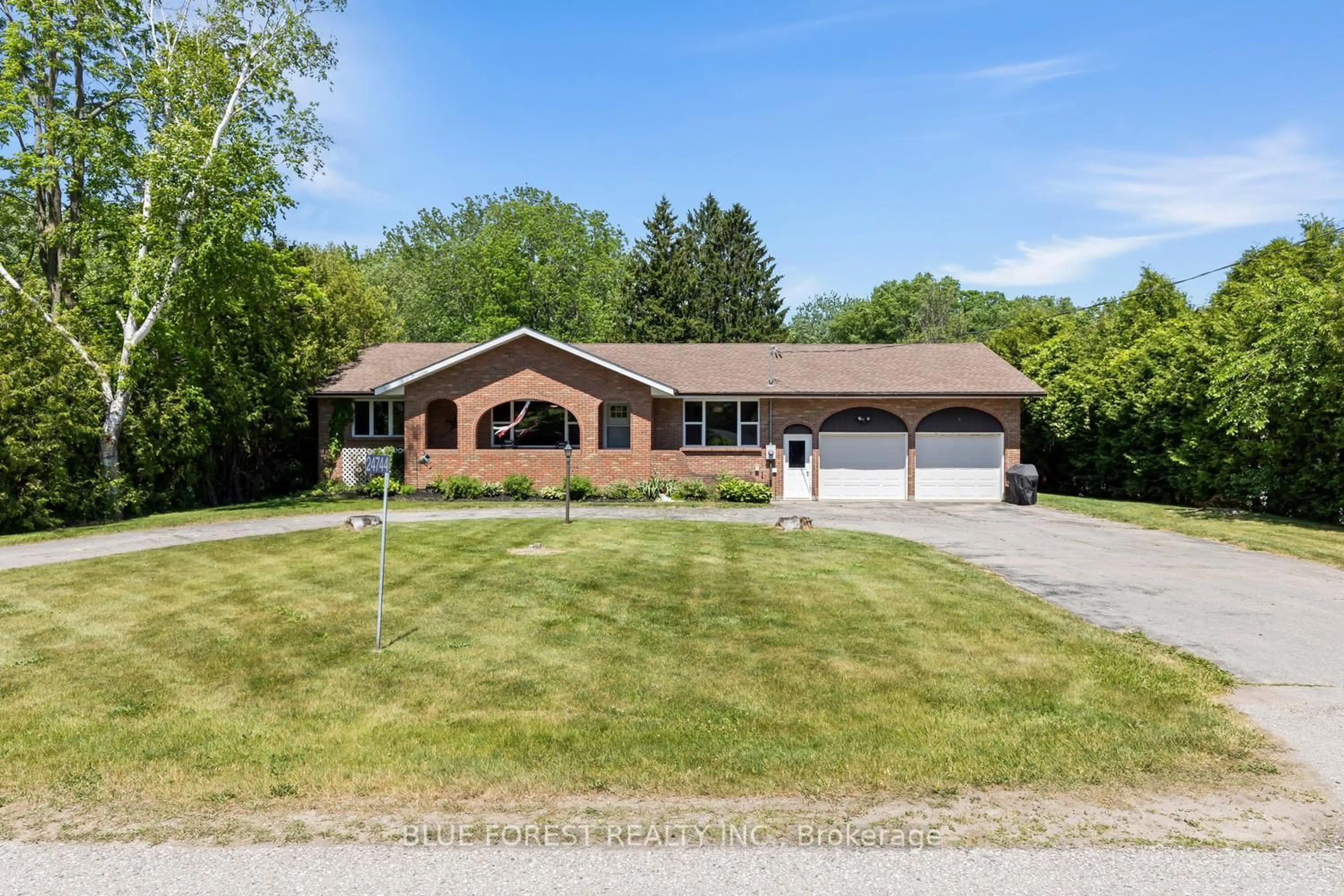 Unknown for 24744 Pioneer Line, West Elgin Ontario N0L 2P0