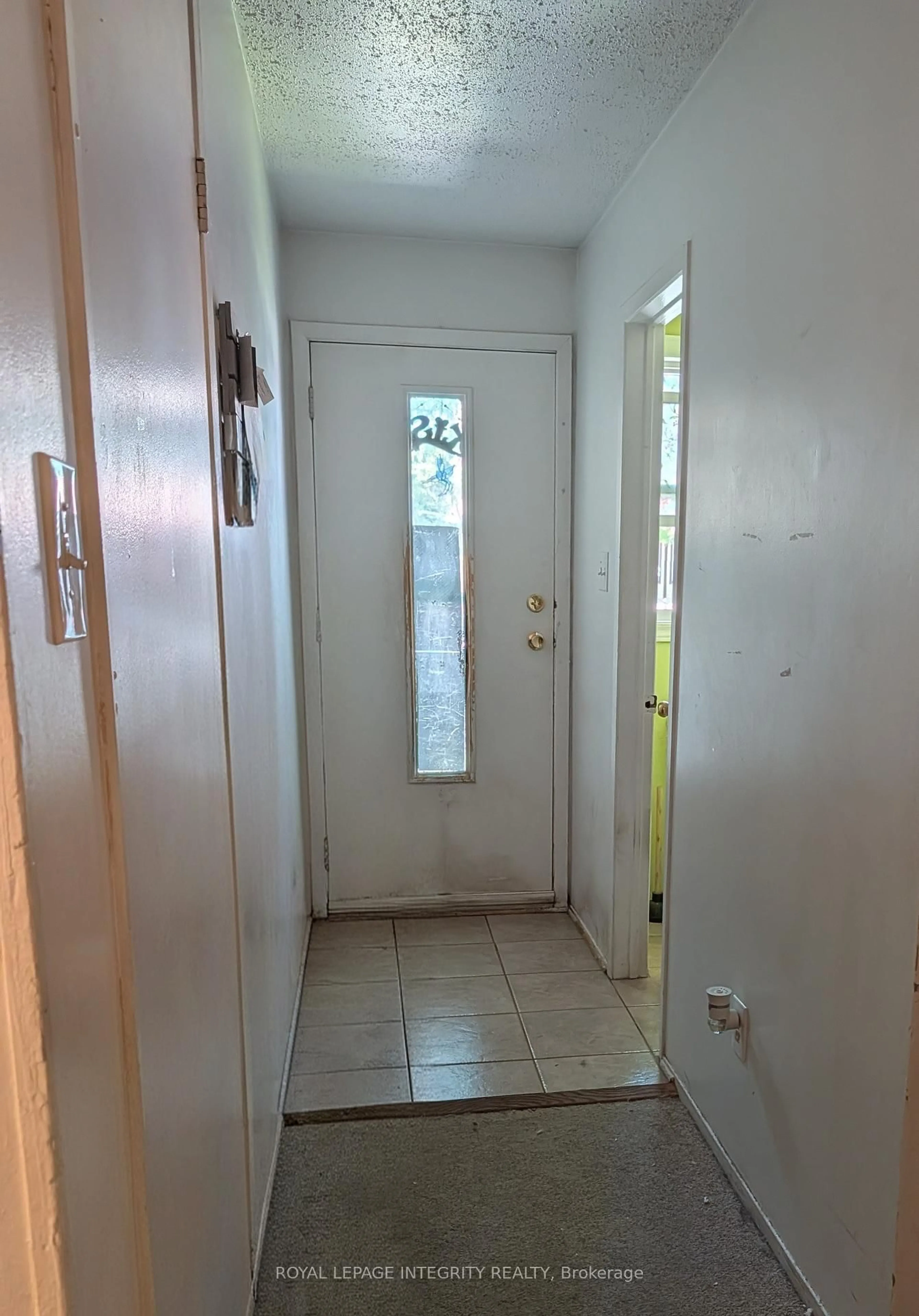 Unknown for 1332 Foxwell St #83, Ottawa Ontario K1B 5J2