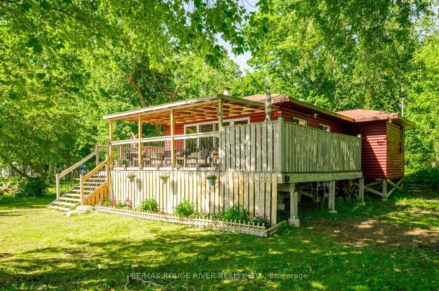 8 Huycke's Island, Trent Hills 2