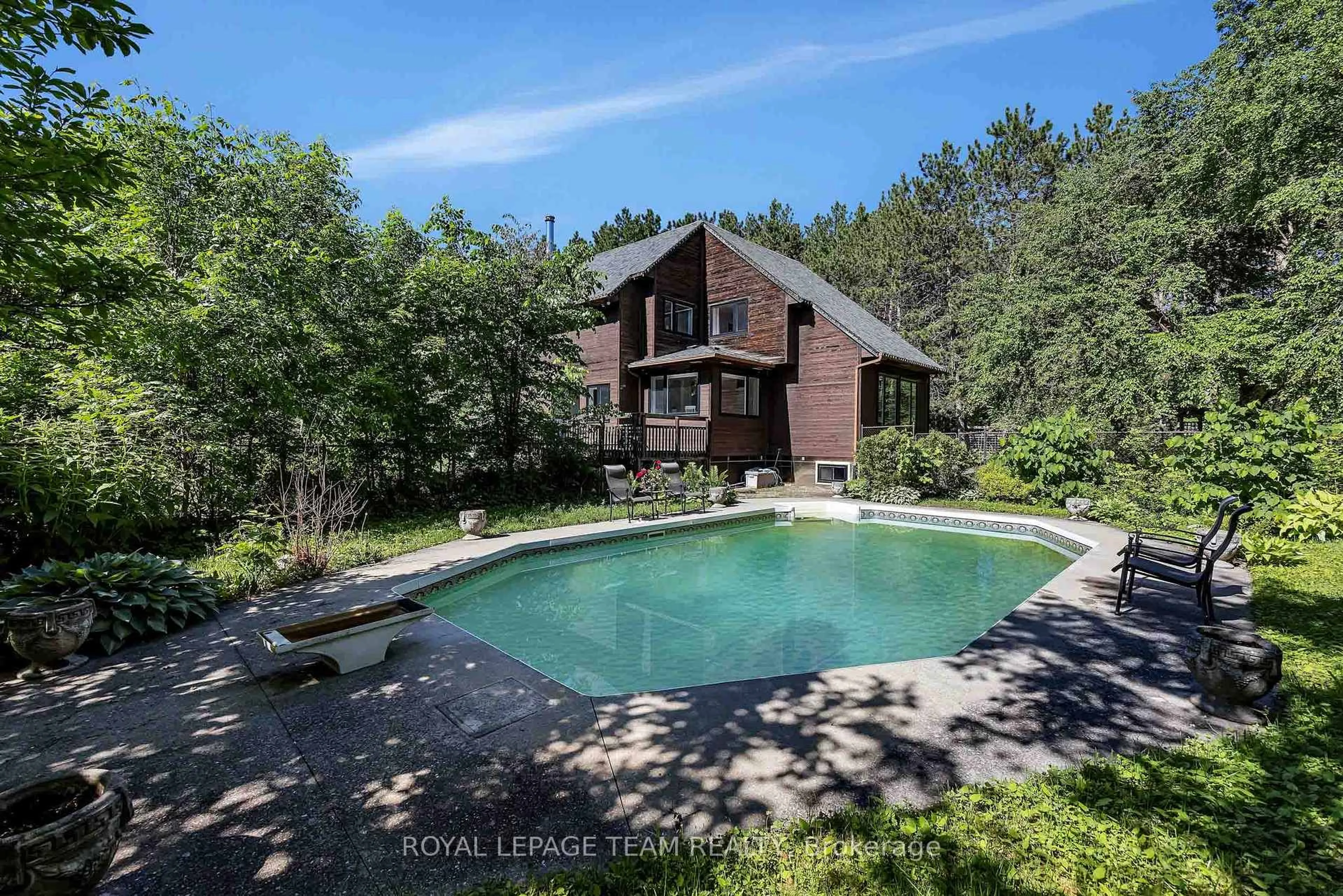 Pool for 104 Sol Lane, Ottawa Ontario K0A 3M0