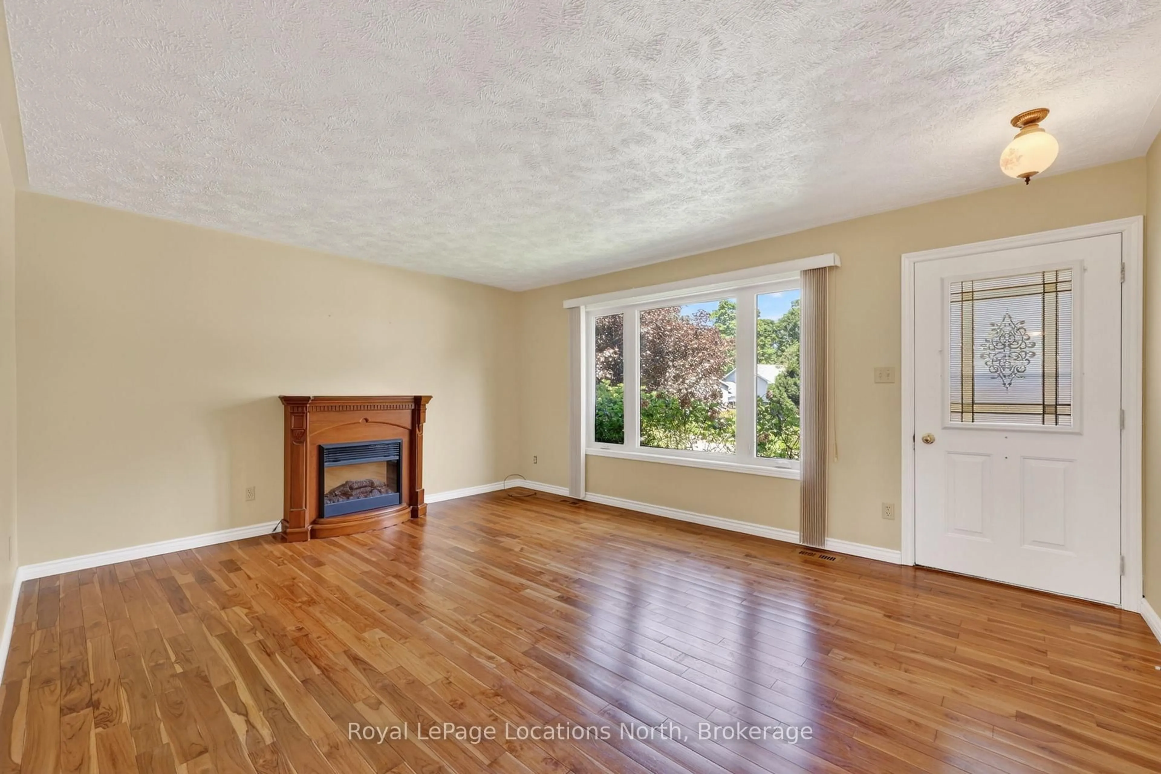 A pic of a room for 25 Pollard Dr, Meaford Ontario N4L 1A7