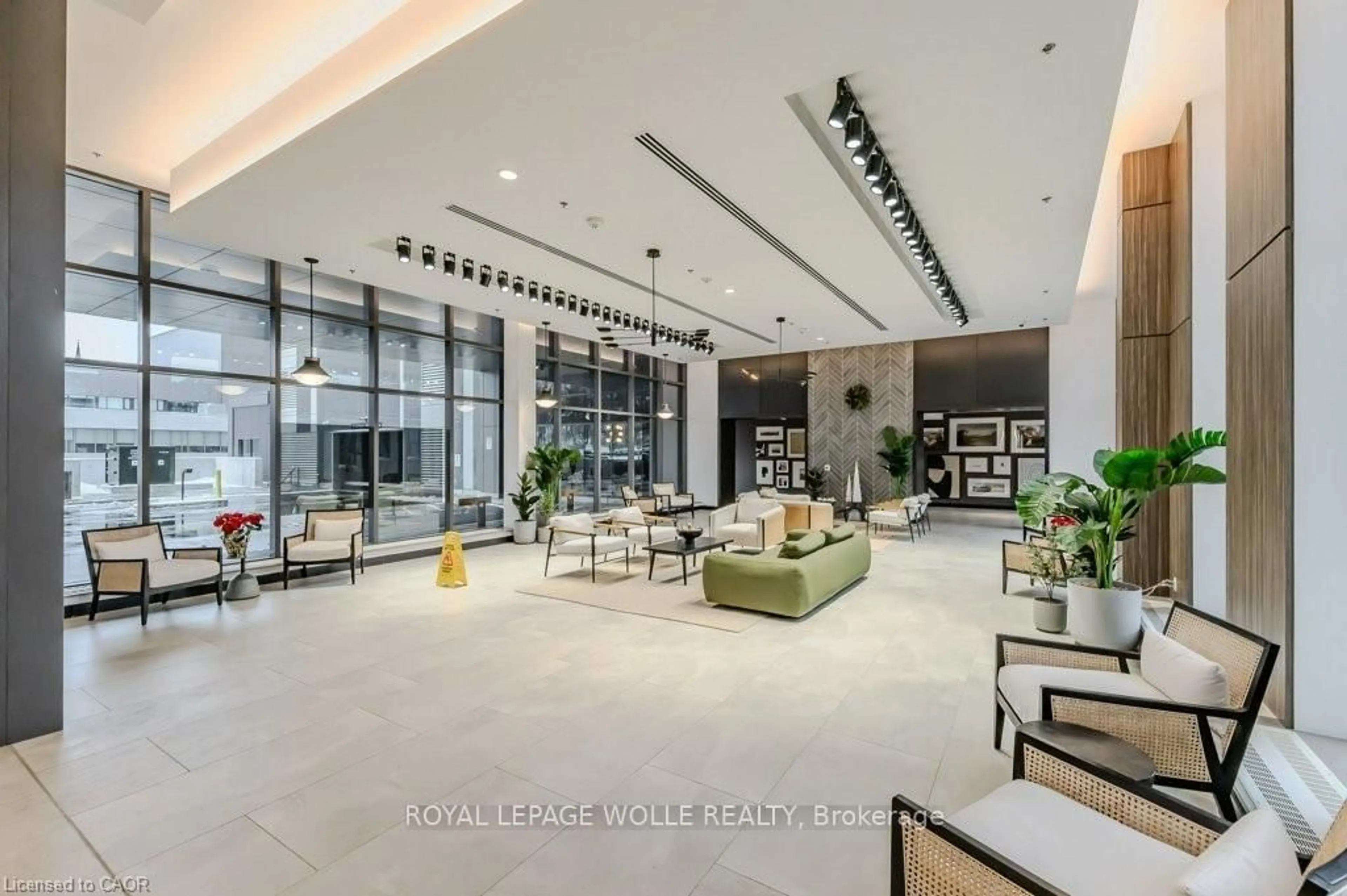 Lobby for 50 Grand Ave #1604, Cambridge Ontario N1S 0C2