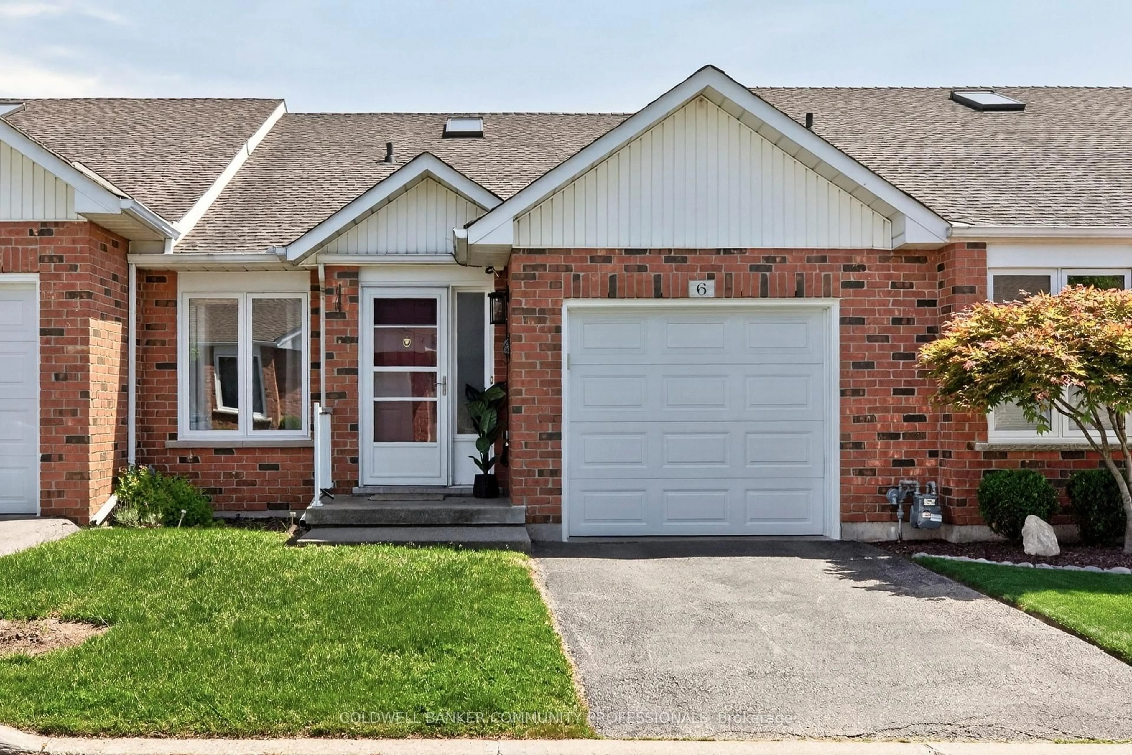 Home with brick exterior material, street for 25 Kitty Murray Lane #6, Hamilton Ontario L9K 1L3