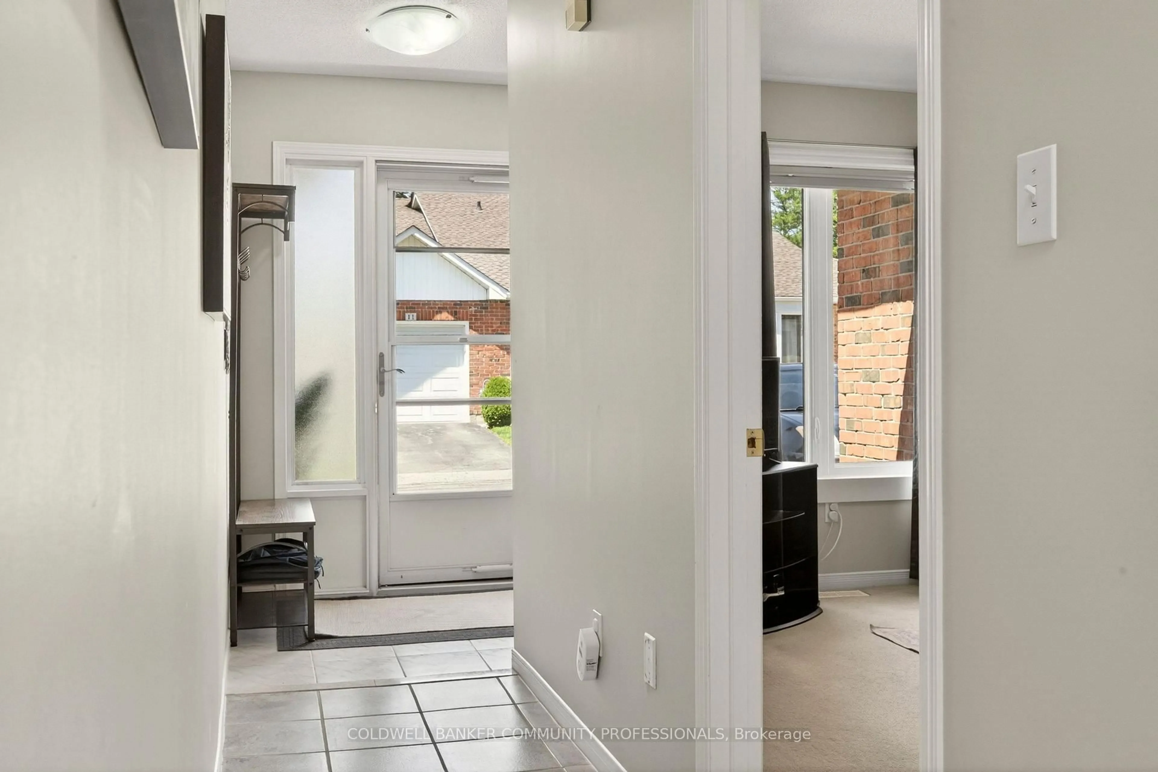 Indoor entryway for 25 Kitty Murray Lane #6, Hamilton Ontario L9K 1L3