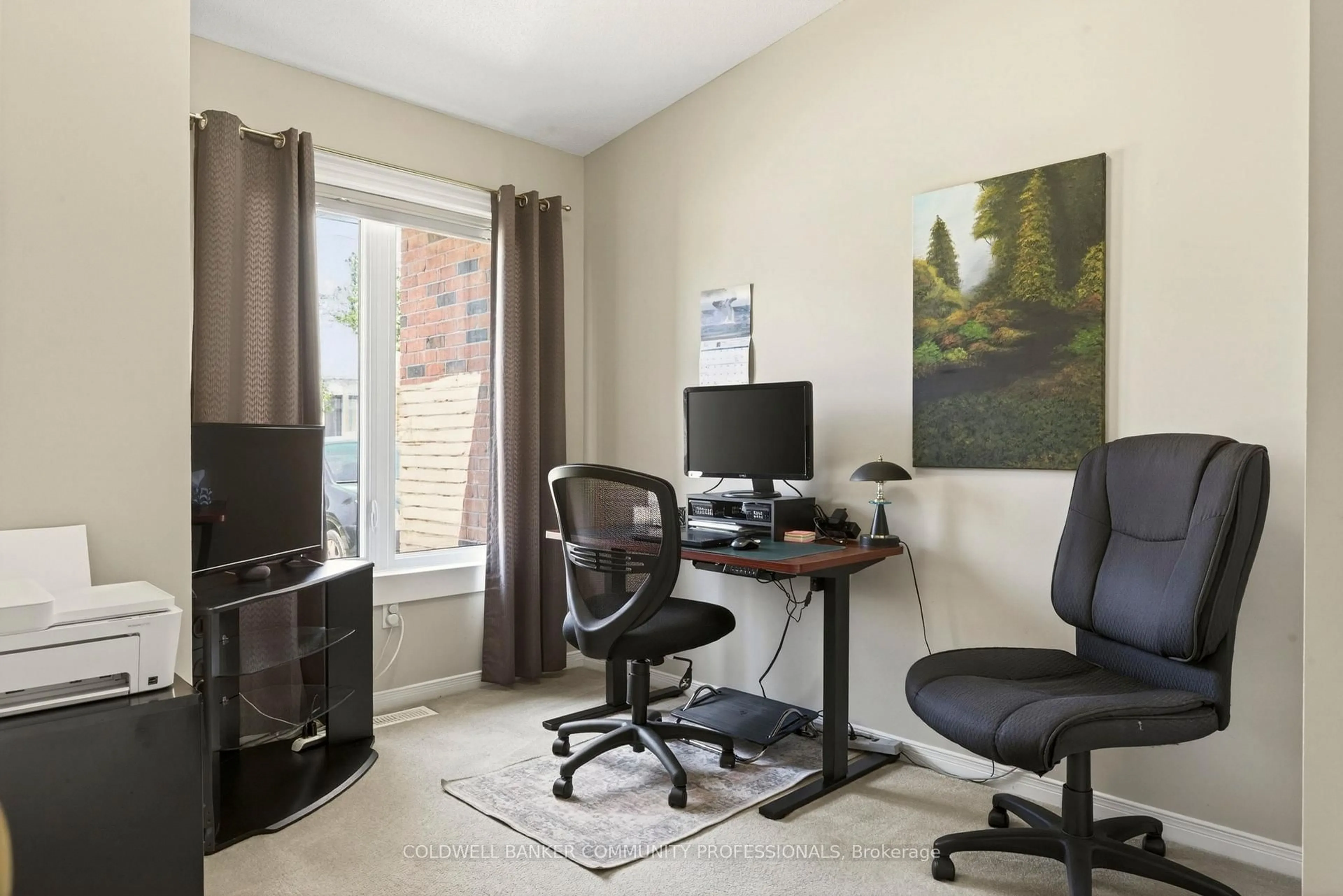 A pic of a room for 25 Kitty Murray Lane #6, Hamilton Ontario L9K 1L3