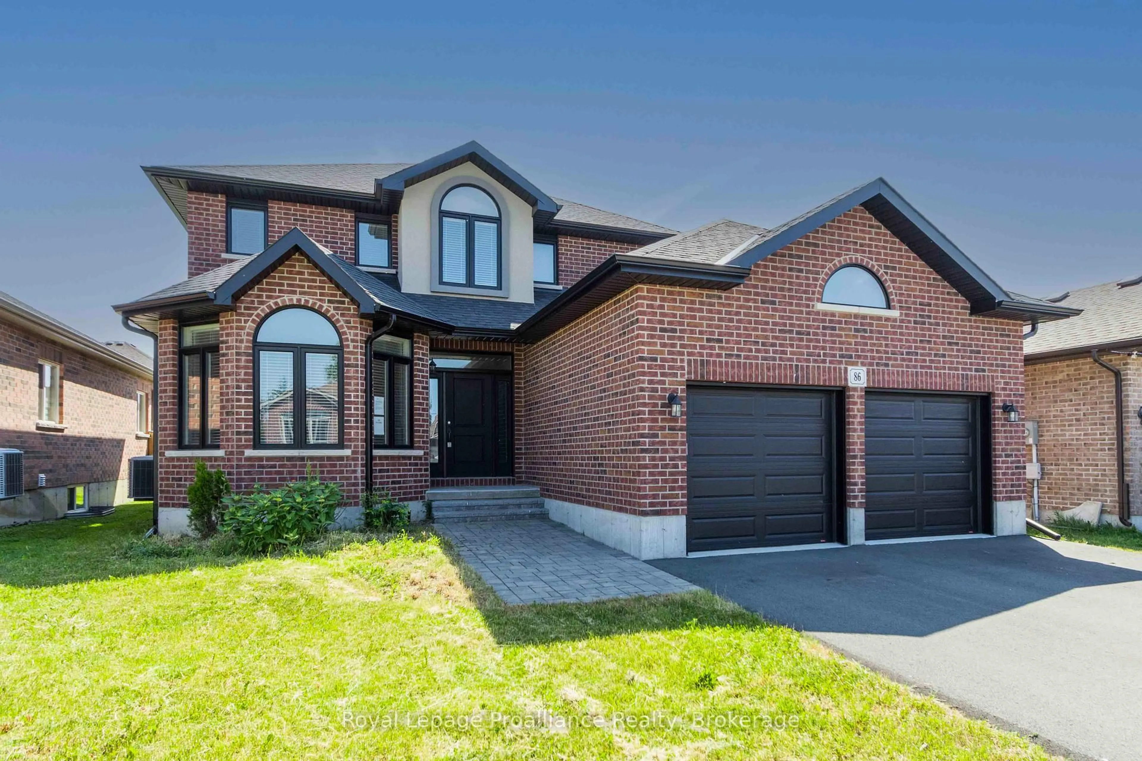 Home with brick exterior material, street for 86 Ledgerock Crt, Quinte West Ontario K8R 0A6