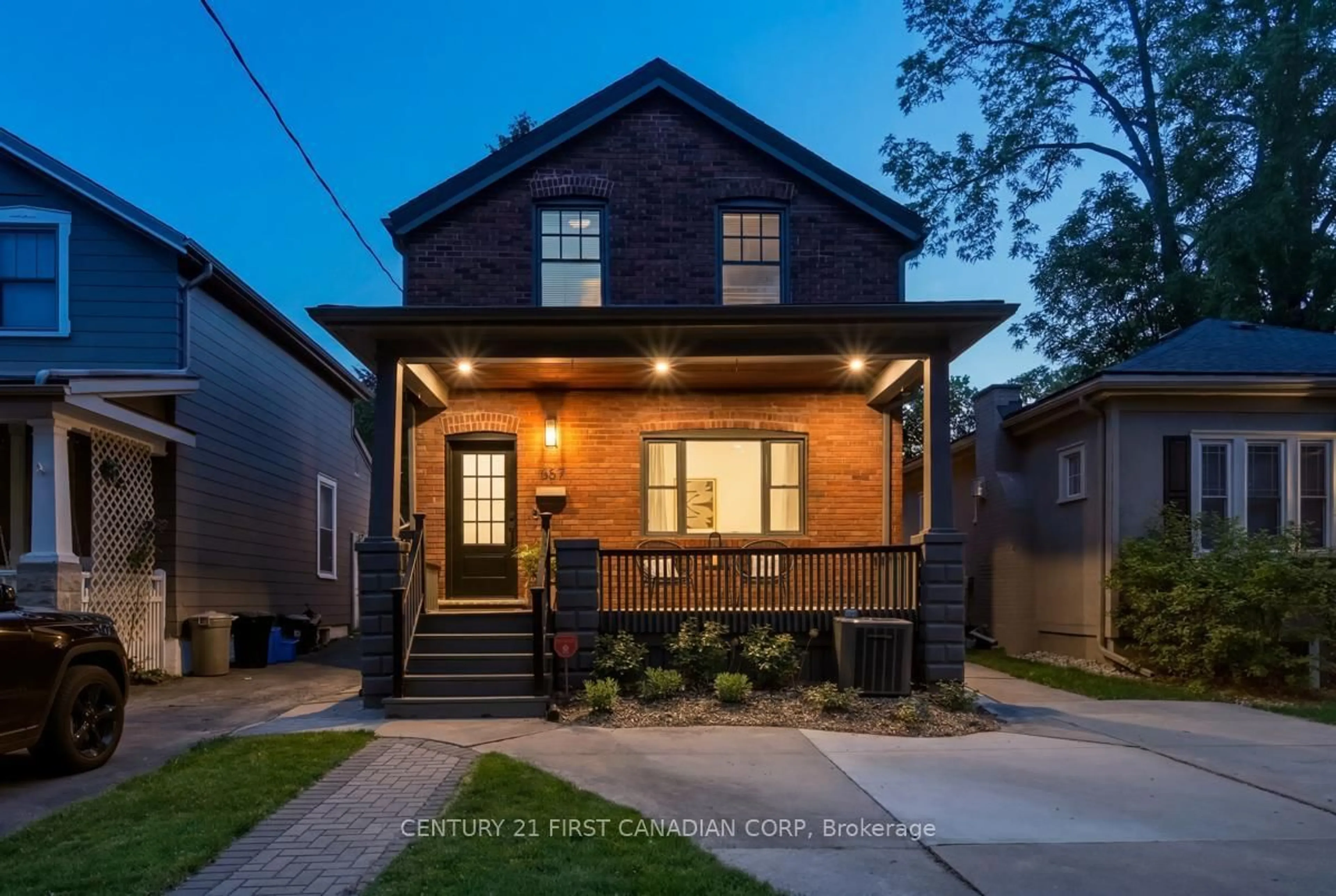 Home with brick exterior material, street for 867 Colborne St, London East Ontario N6A 4A1