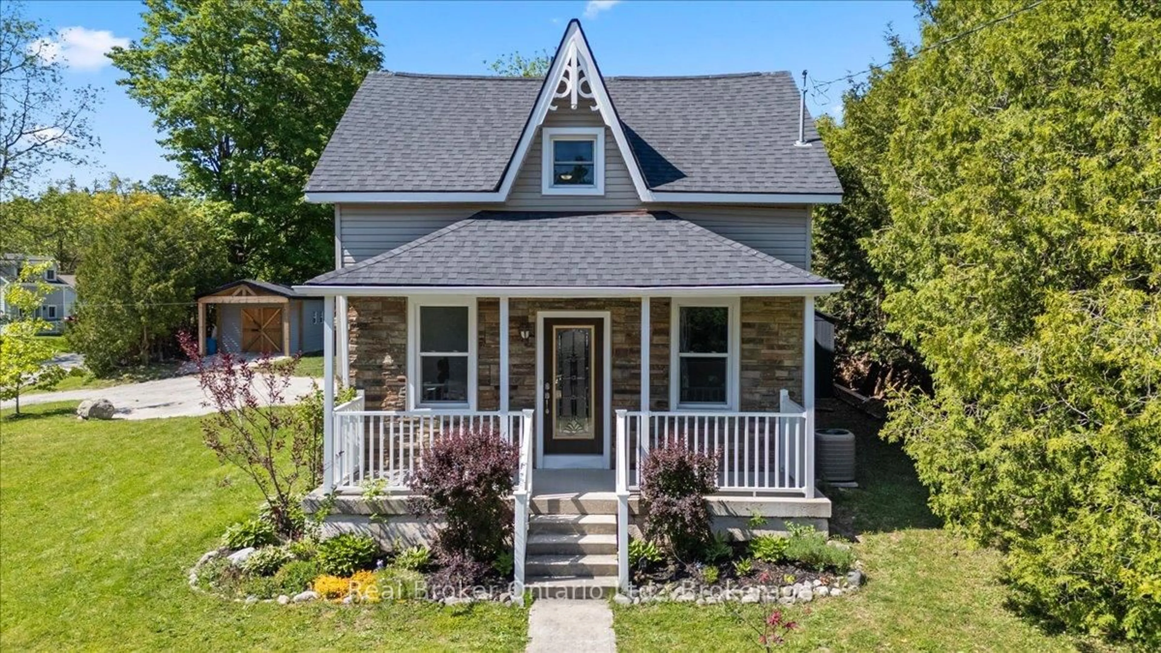 Home with vinyl exterior material, street for 732 Arthur St, West Grey Ontario N0G 1C0