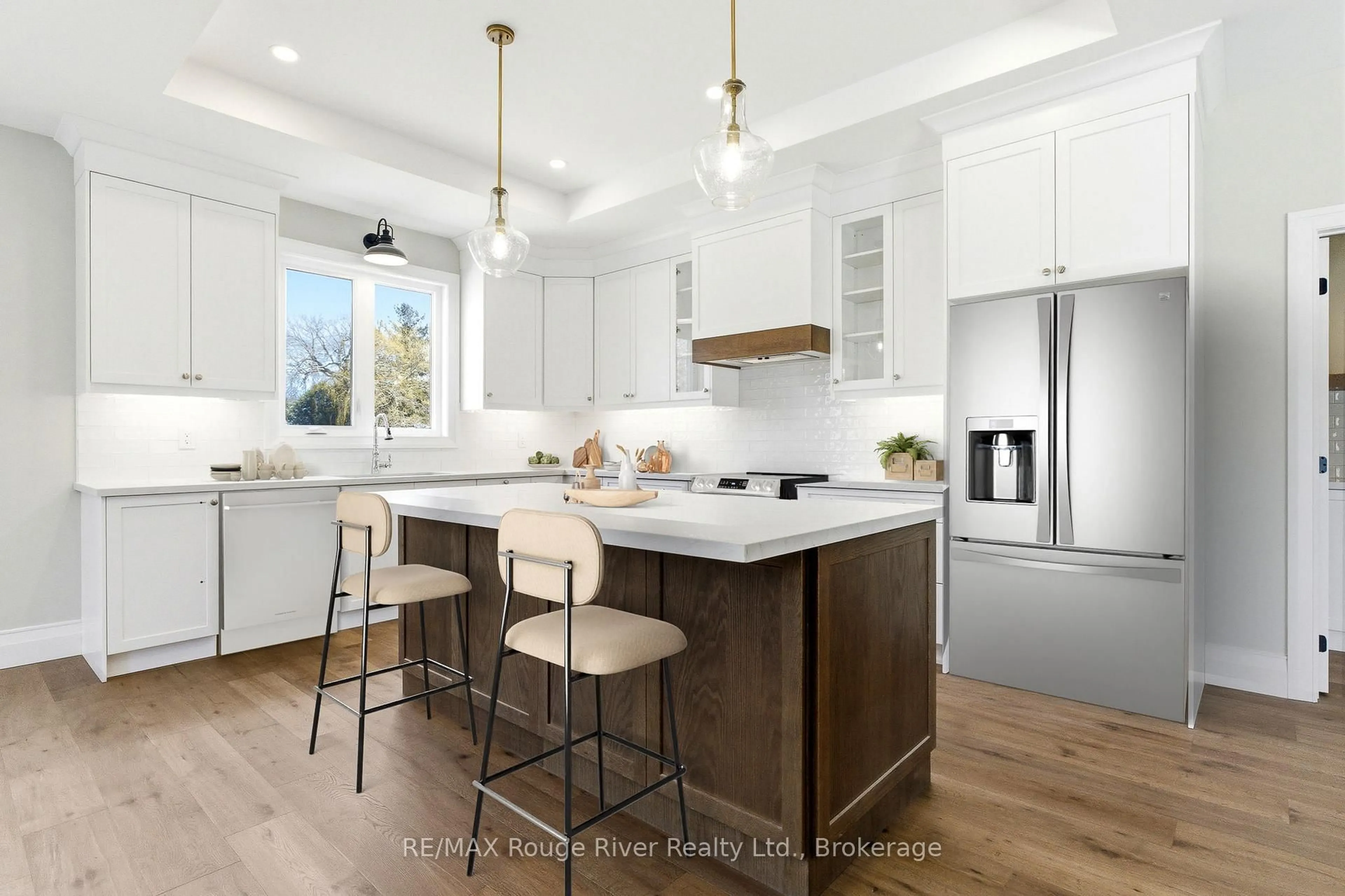 Open concept kitchen, wood/laminate floor for 6-1000 D'ARCY St, Cobourg Ontario K9A 4B6