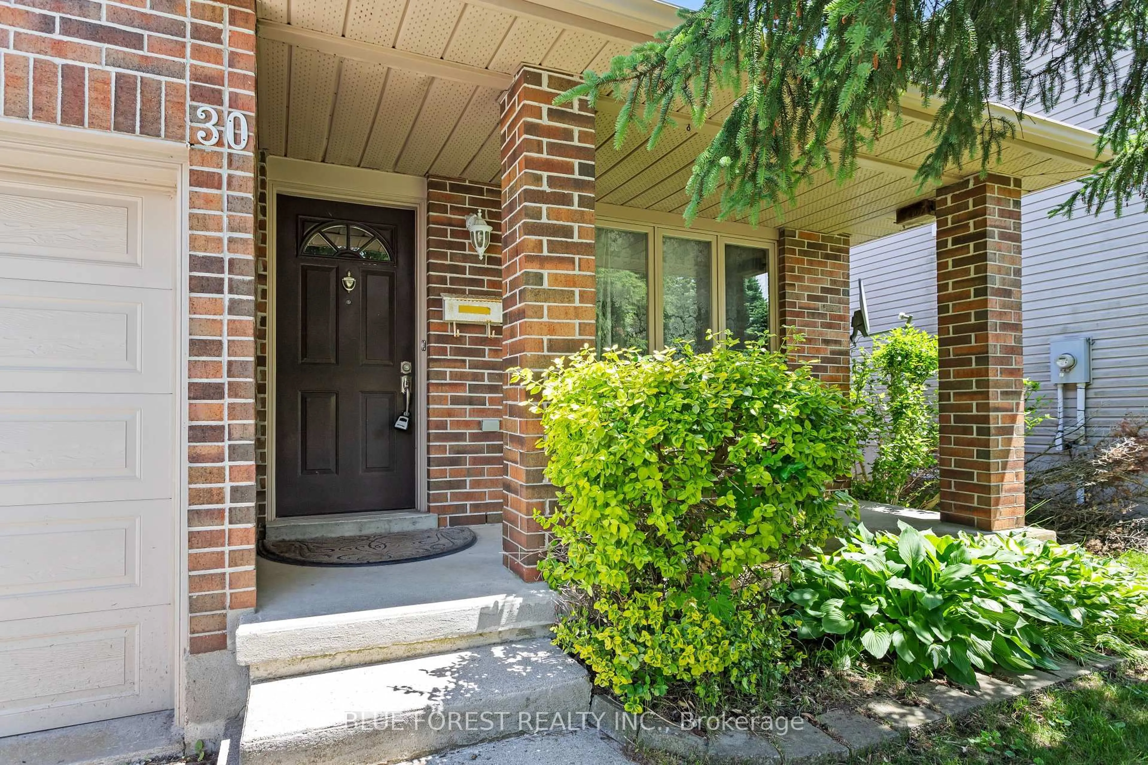 Unknown for 30 Gerald Cres, London South Ontario N5Z 5A4