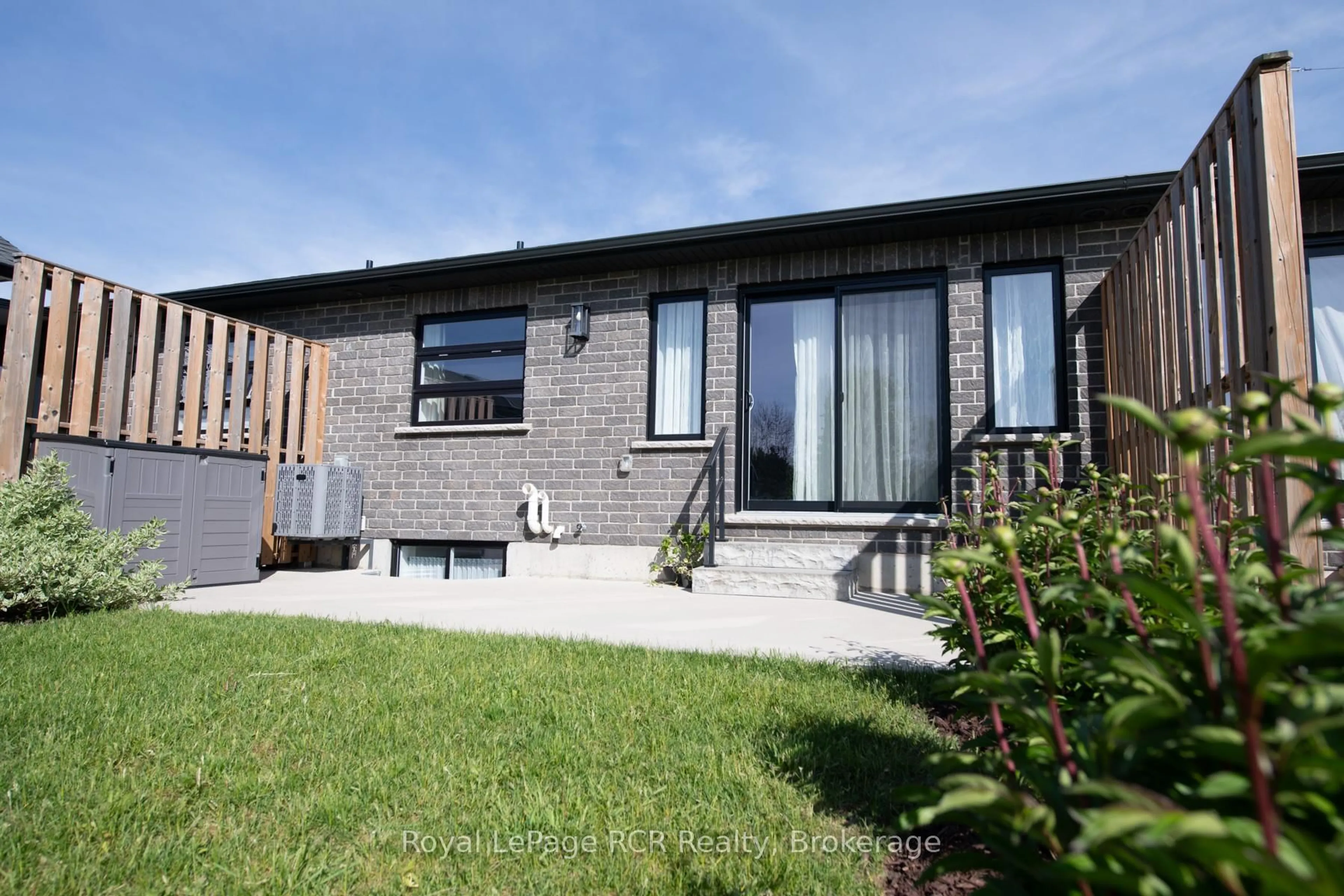 Home with brick exterior material, building for 380 Wellington St, Wellington North Ontario N0G 2L2