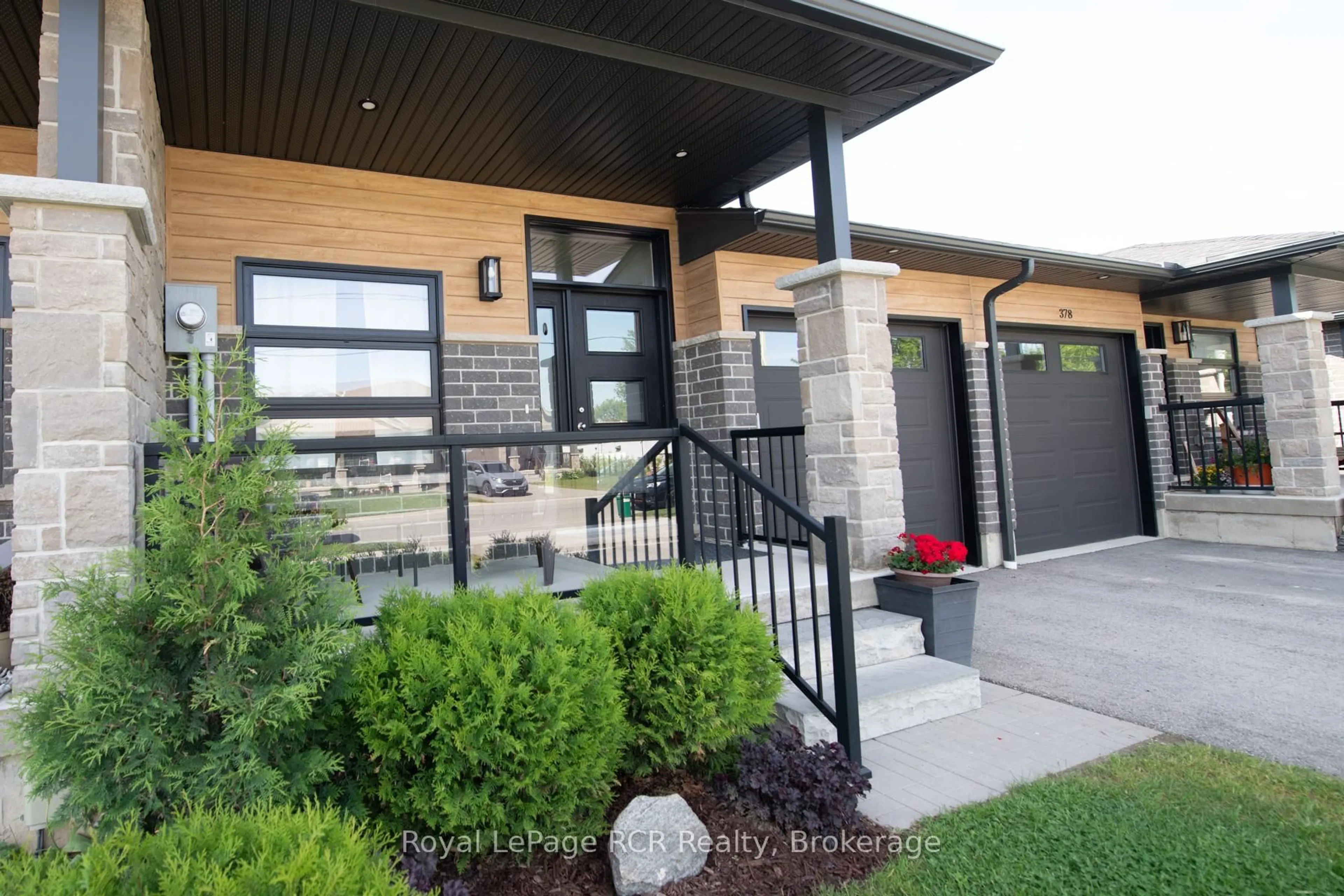 Unknown for 380 Wellington St, Wellington North Ontario N0G 2L2